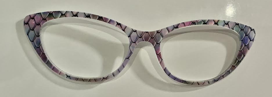 PAIR - Ella Topper; multicolored scales