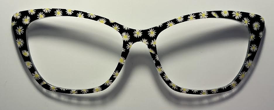 PAIR Wanda Topper; daisies on black