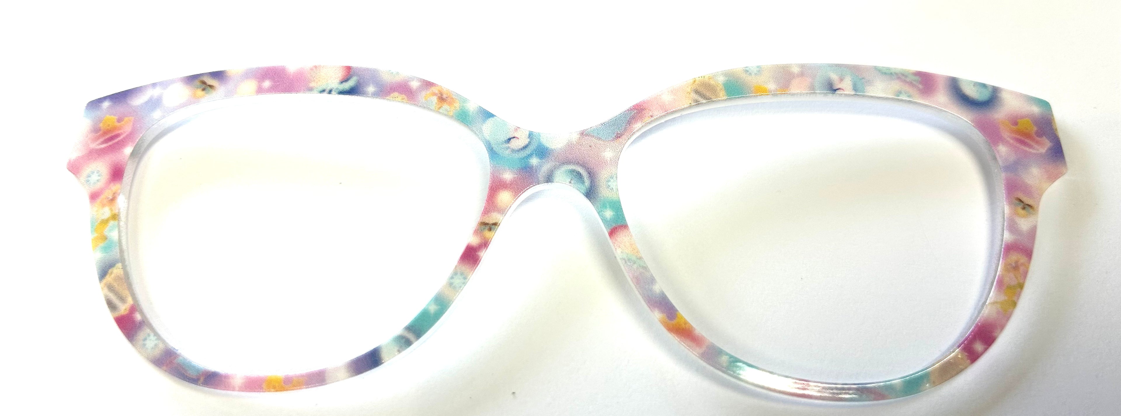 PAIR Quinn Topper; pastel bubbles with crowns