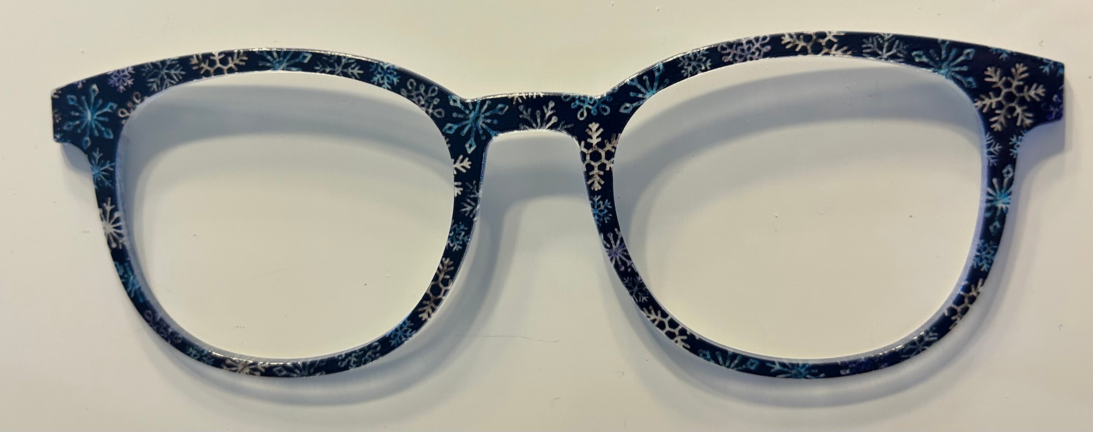 PAIR Reese Topper; Snowflakes on blue