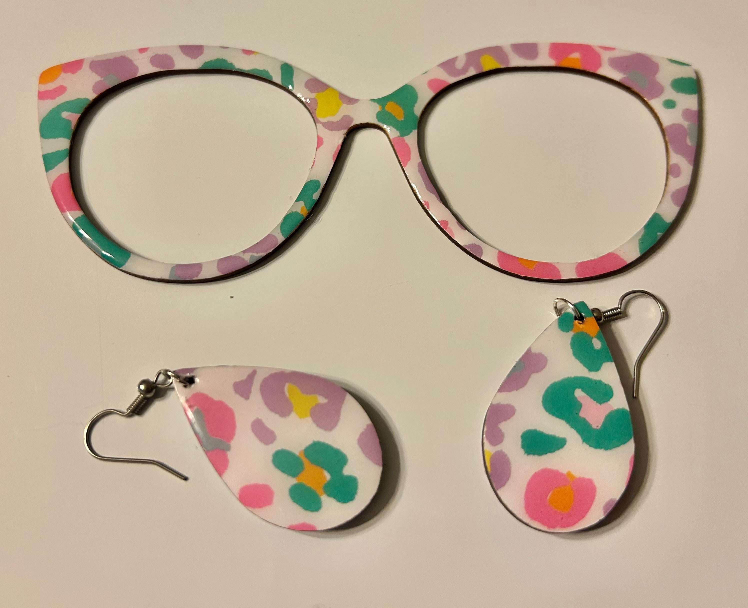 Zuri Topper; pastel with matching earrings