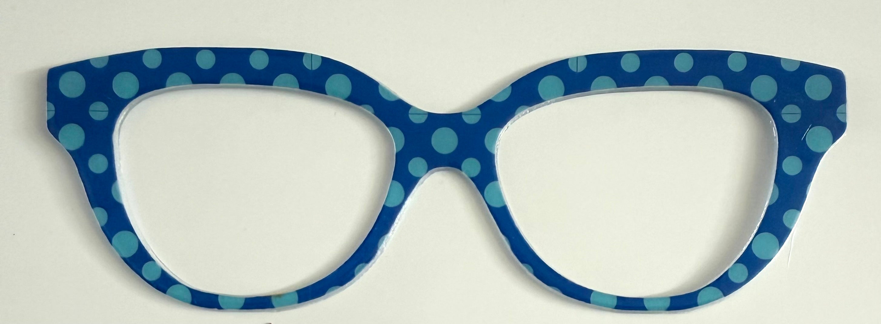 Quinn Topper; light blue to dark blue dots