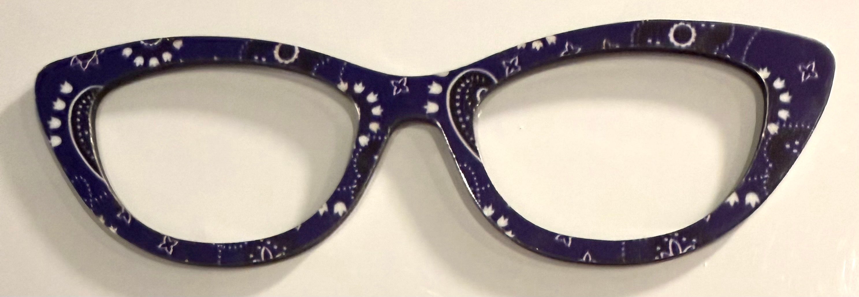 Ella Topper; purple bandana