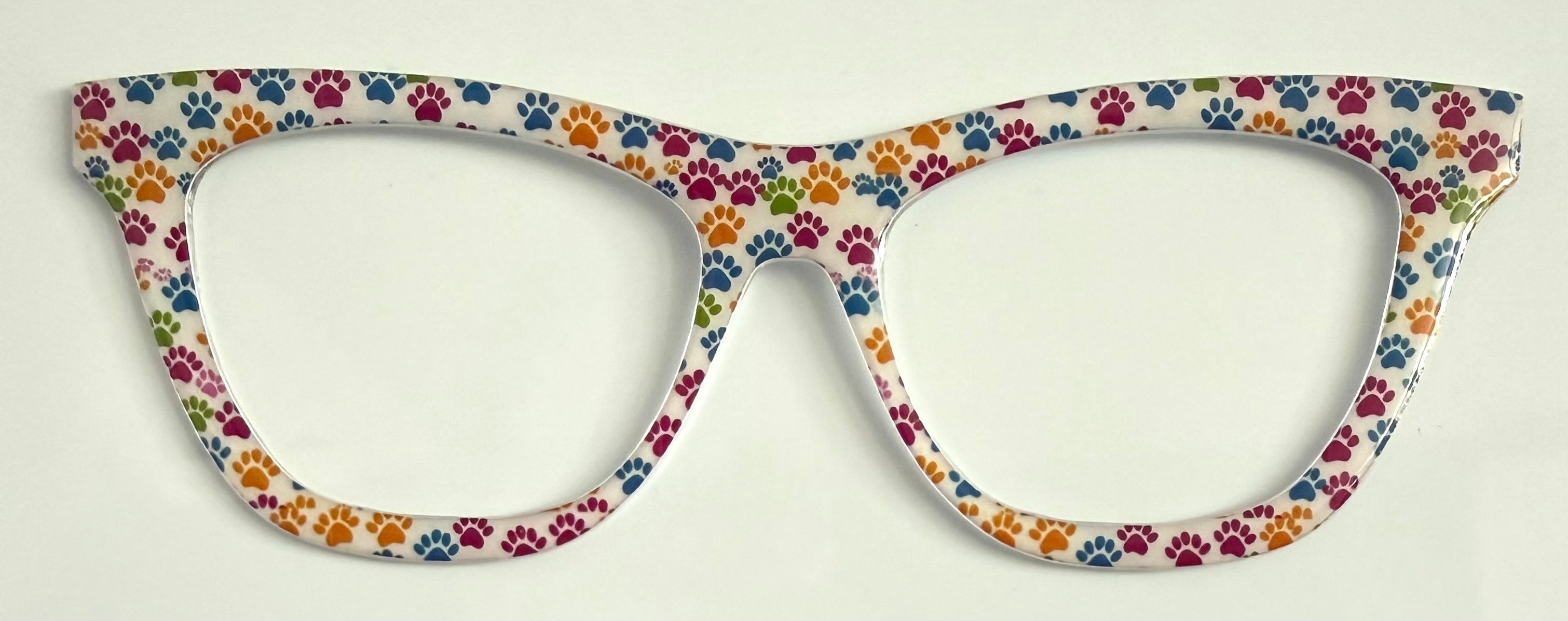 Wanda Topper; paw prints on cream