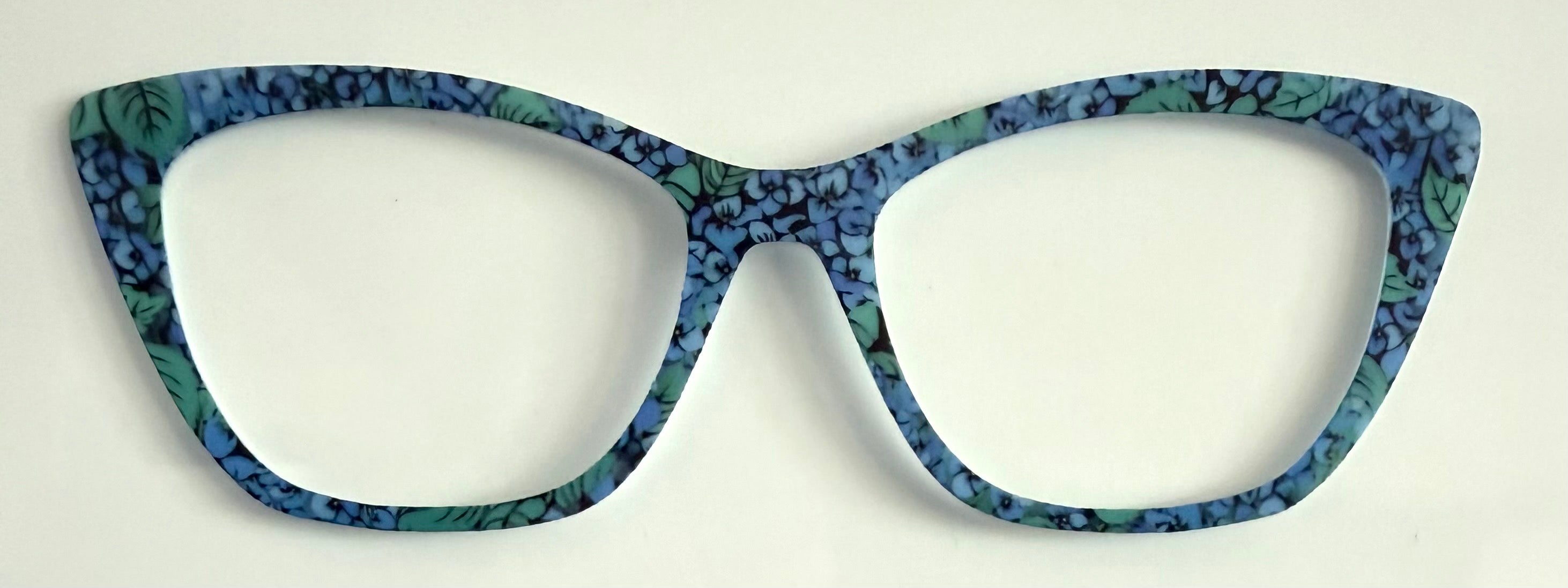 Wanda Topper; blue flowers with leaves