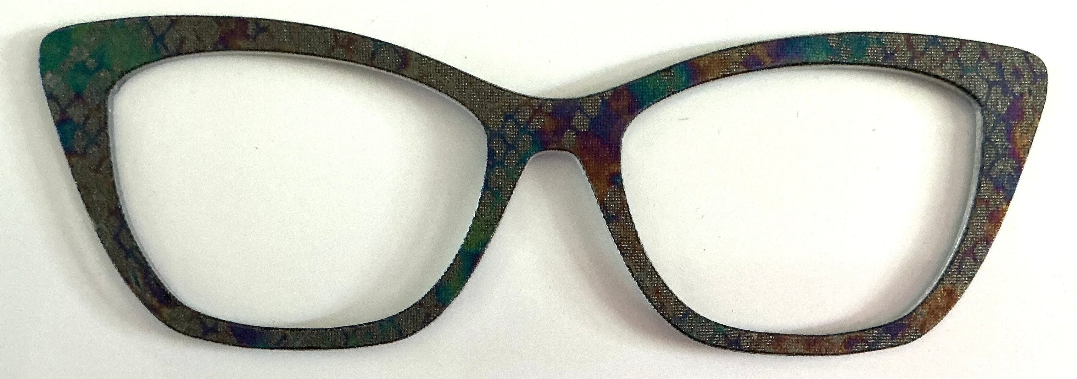 Wanda Topper; Laser Nonna; holographic scales