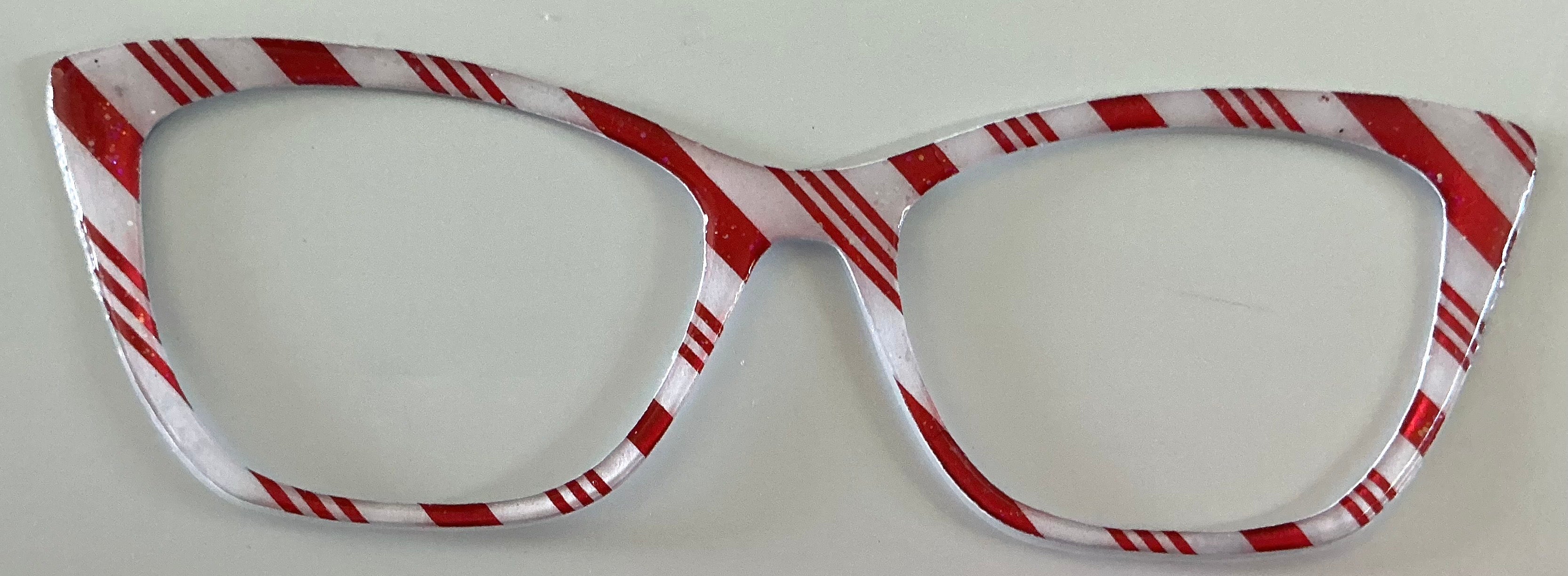 Wanda Topper; red and white diagonal candy cane stripes