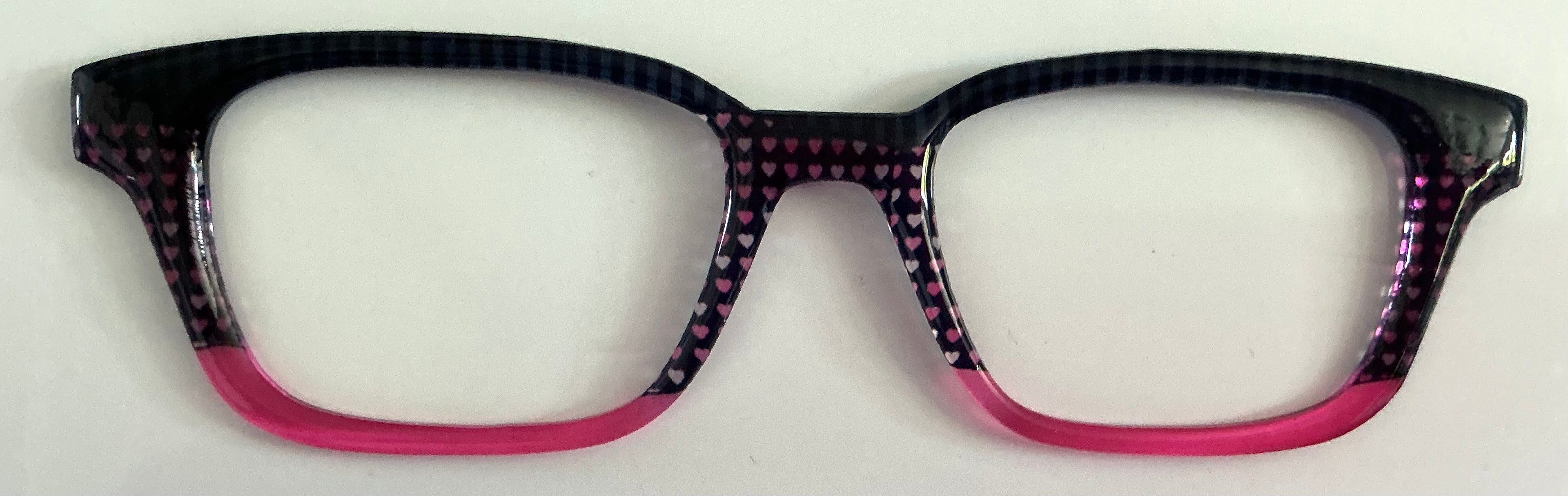 Finley Topper; translucent pink and black heart split