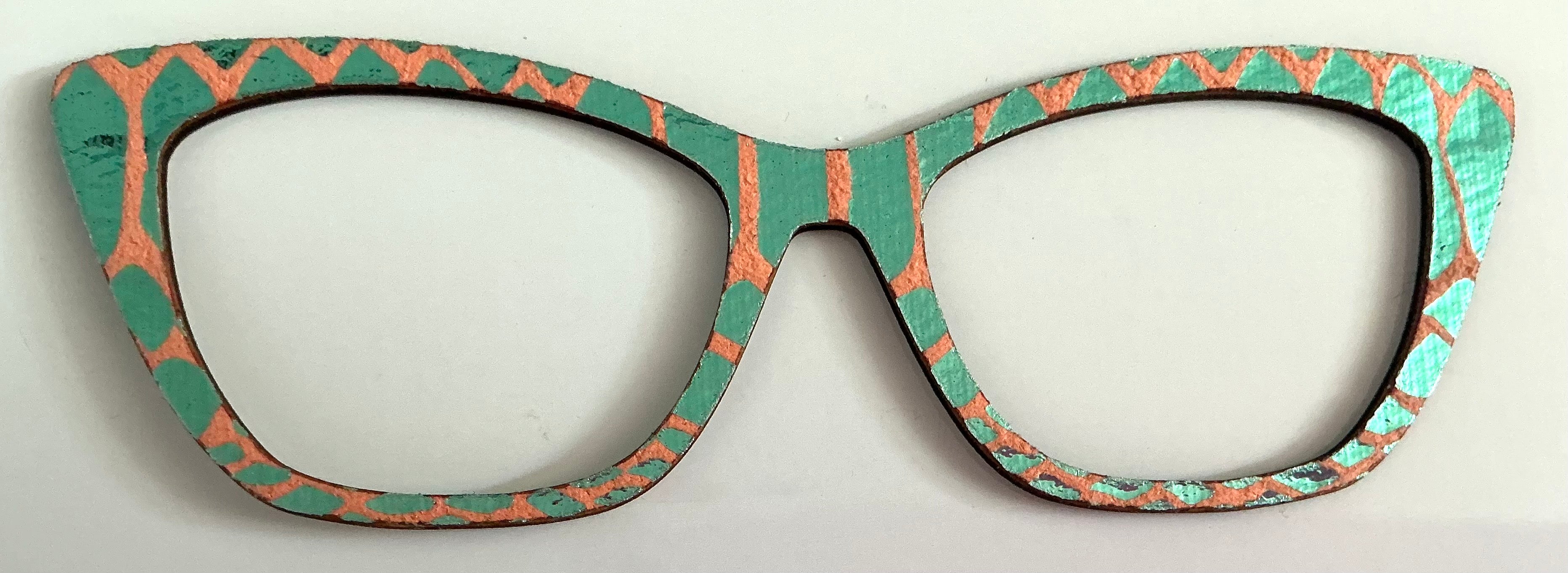 Wanda Topper; Laser Nonna; green and orange scales