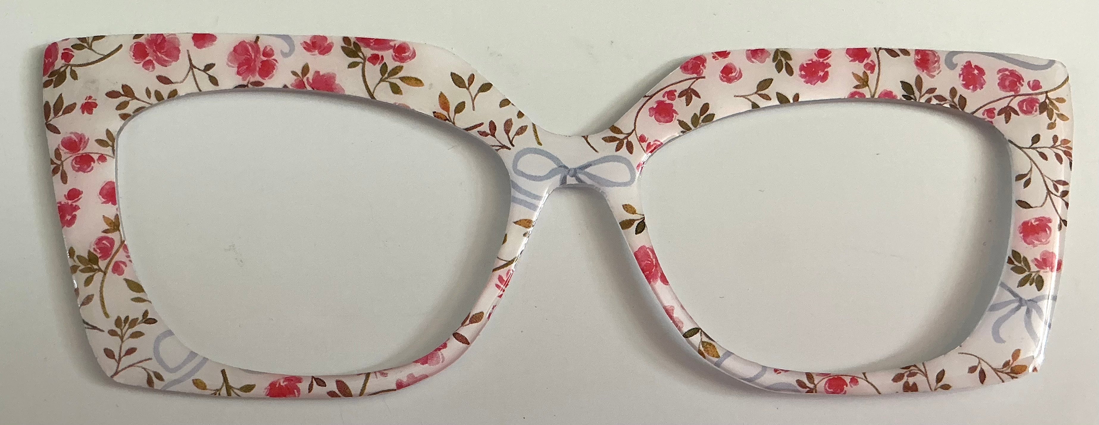 Wanda Topper; hybrid; pink flowers and bows on white