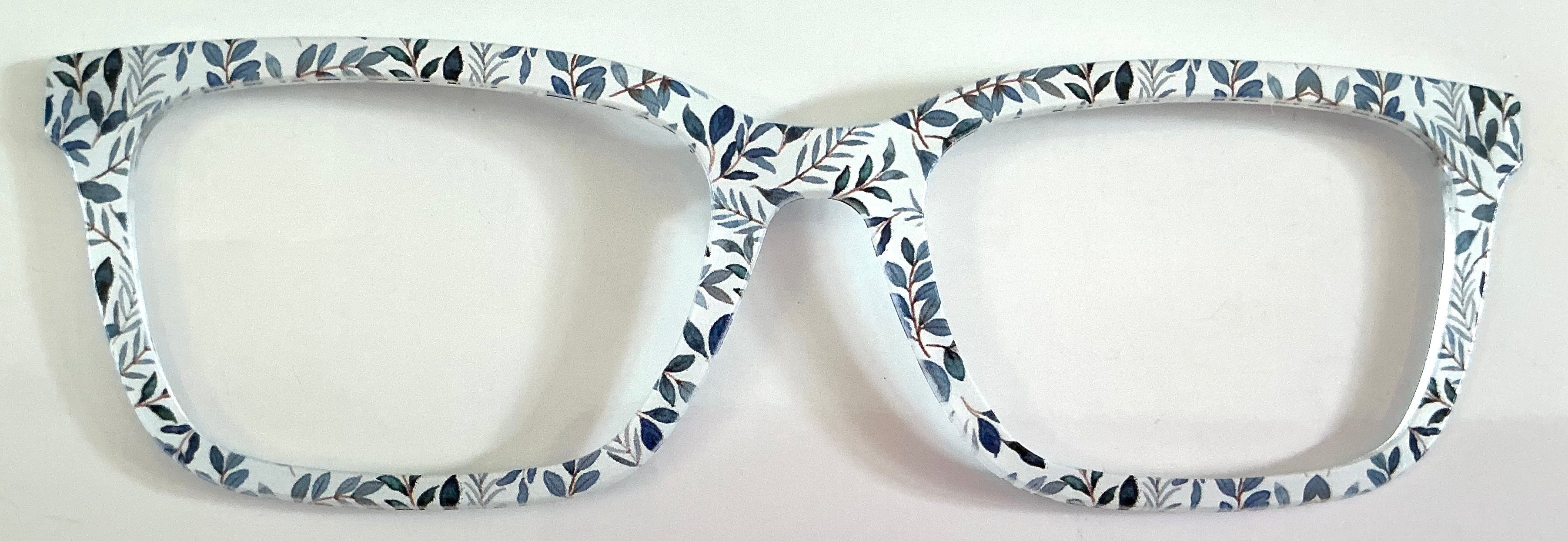 Larkin Topper; blue branches on white