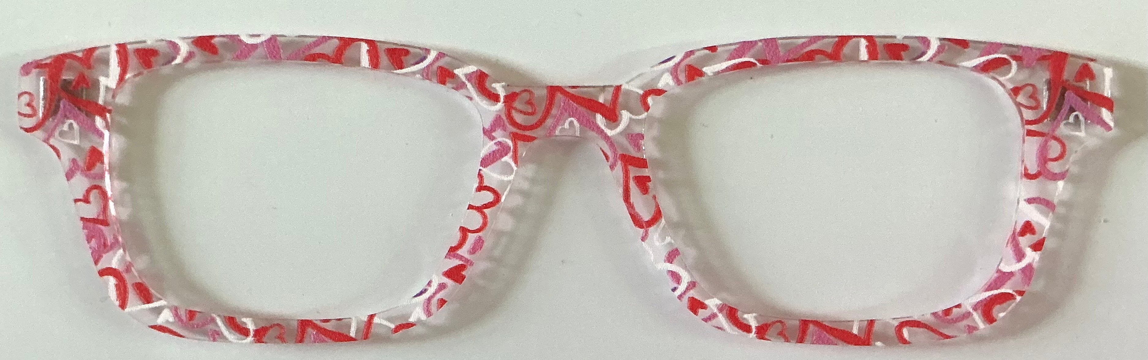 Finley Topper; Laser Nonna; red, white, pink heart streamers