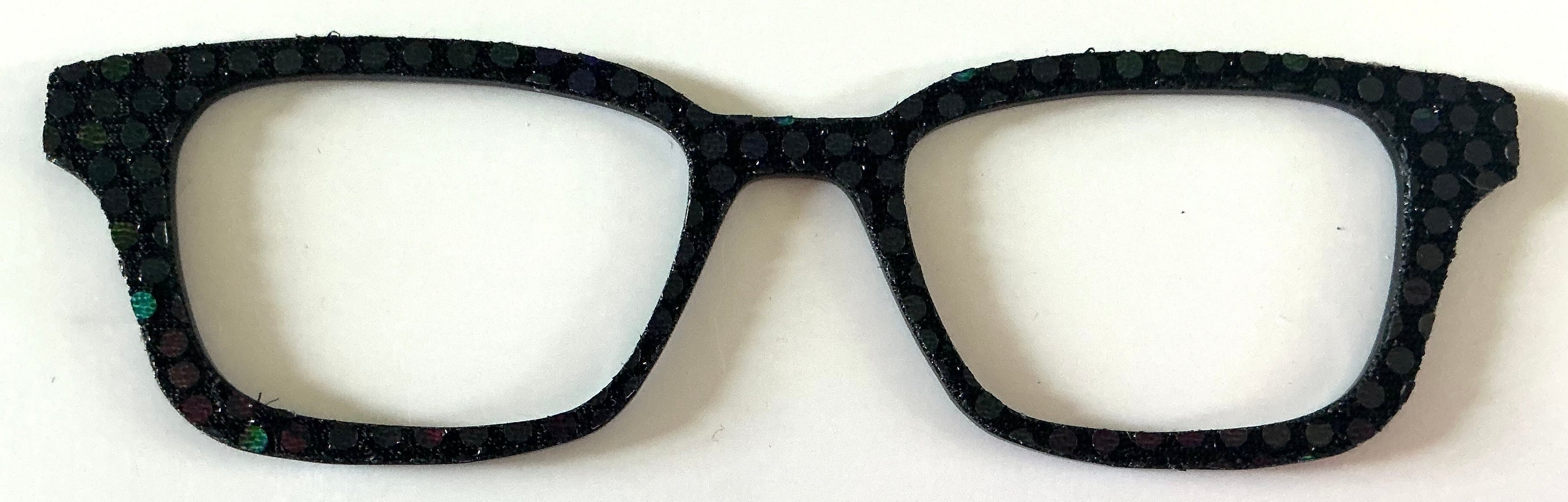 Finley Topper; Laser Nonna; black dotted fabric