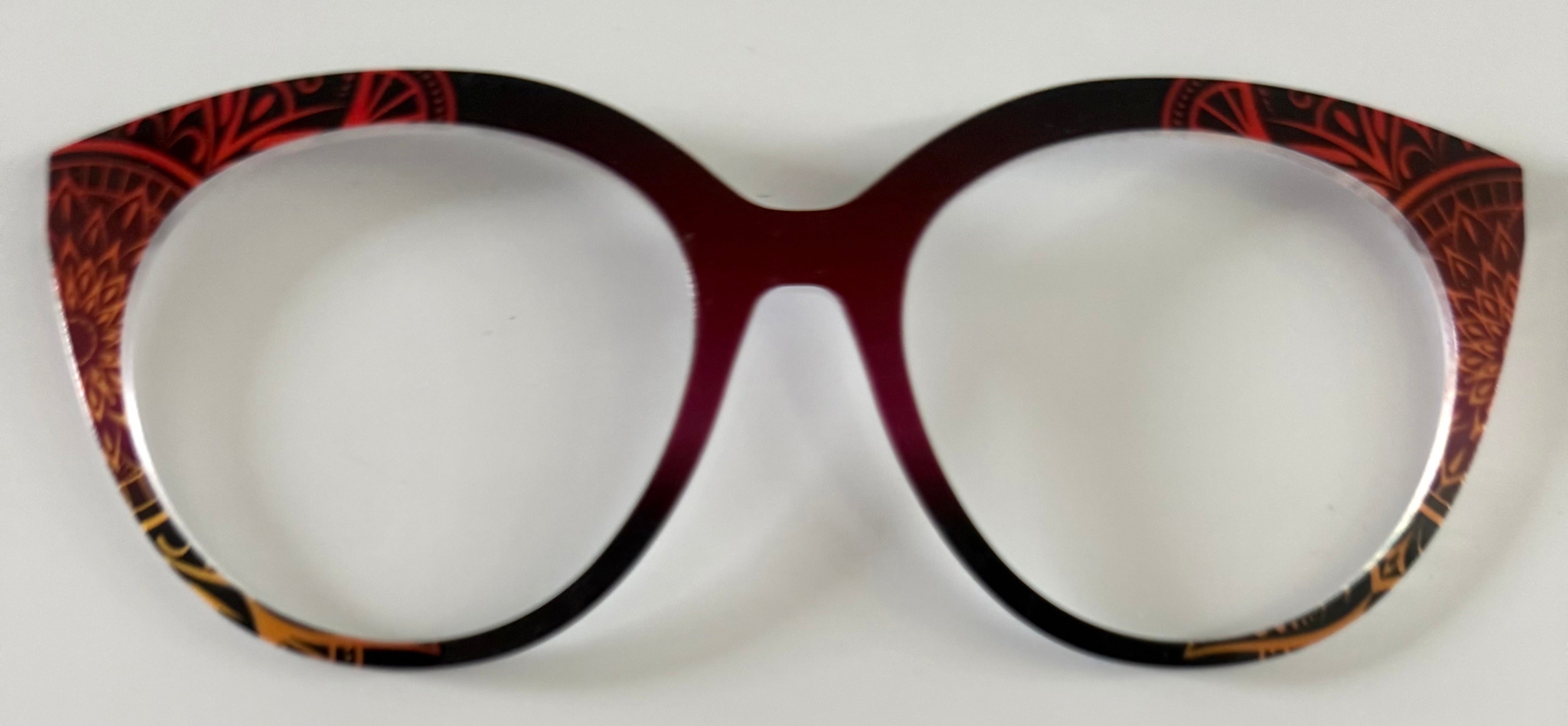 PAIR Zuri Topper; red toned design/ burgundy and black vertical fade