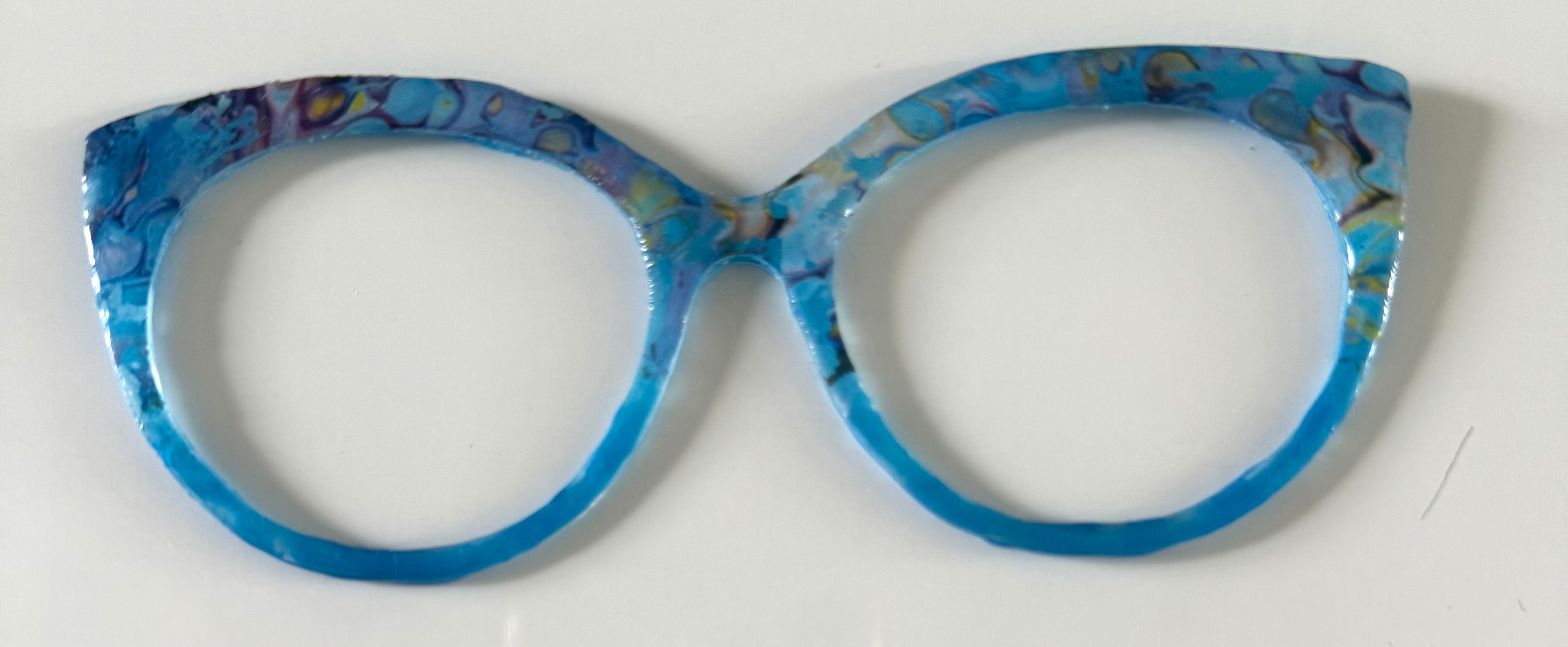Zuri Topper; blue paint design