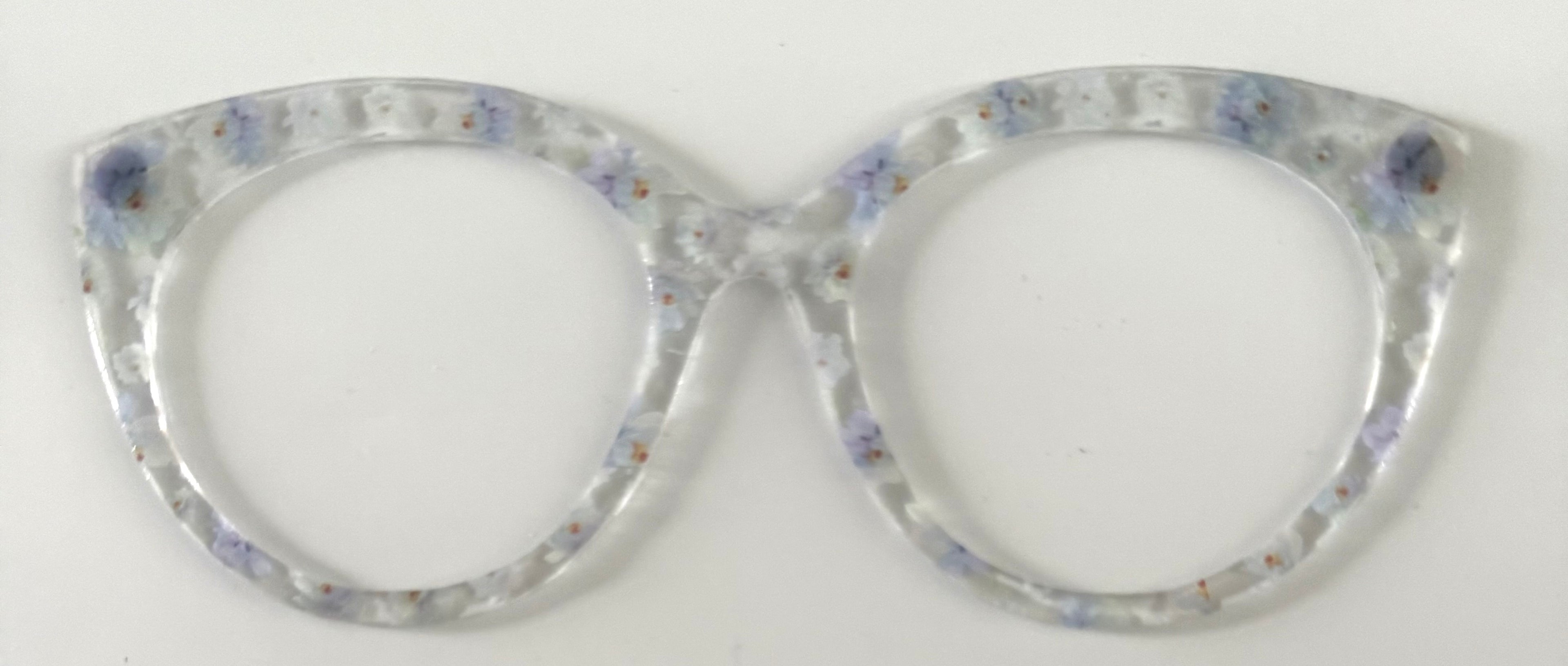 Zuri Topper; translucent; blue flowers