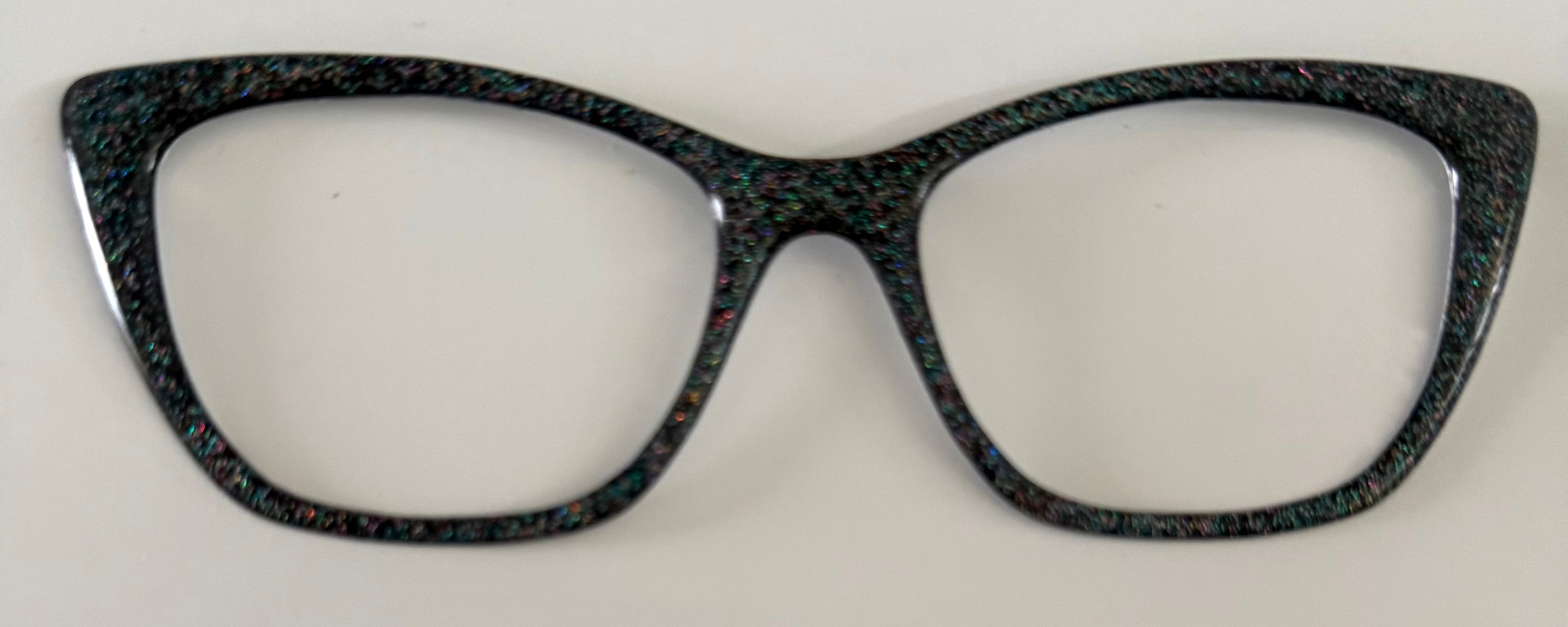 Wanda Topper; Lea’s Metal Treasures; dark tones; RESIN-Topp Deaigns by Allison