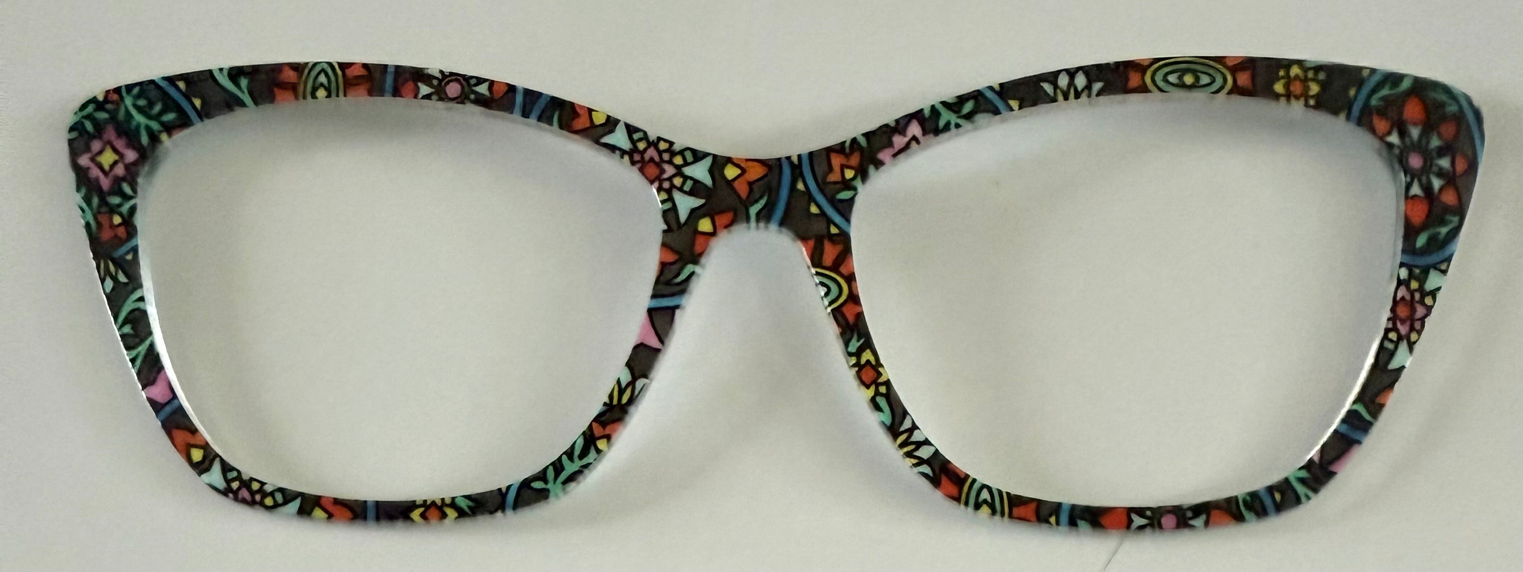 PAIR Wanda Topper; multicolored geometric design