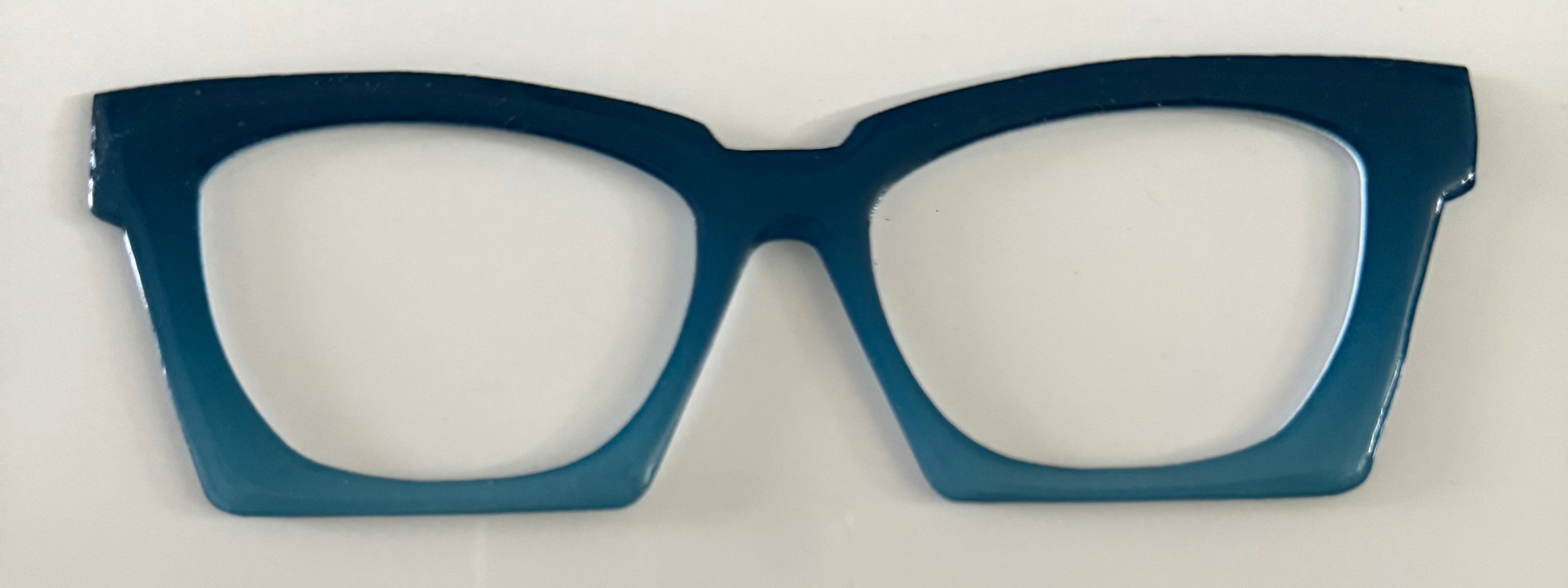 Wanda Case Topper; blue ombré