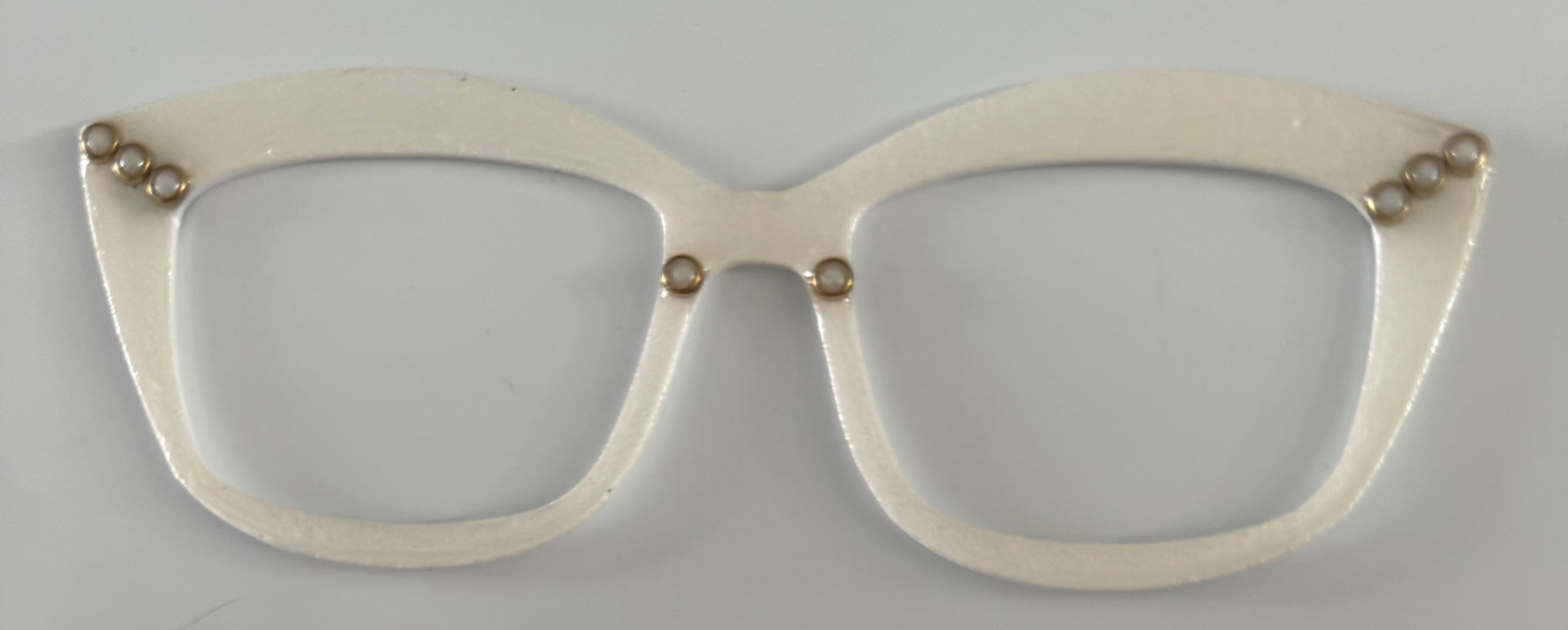 Kirby Topper; hybrid; white shimmer with embellishments