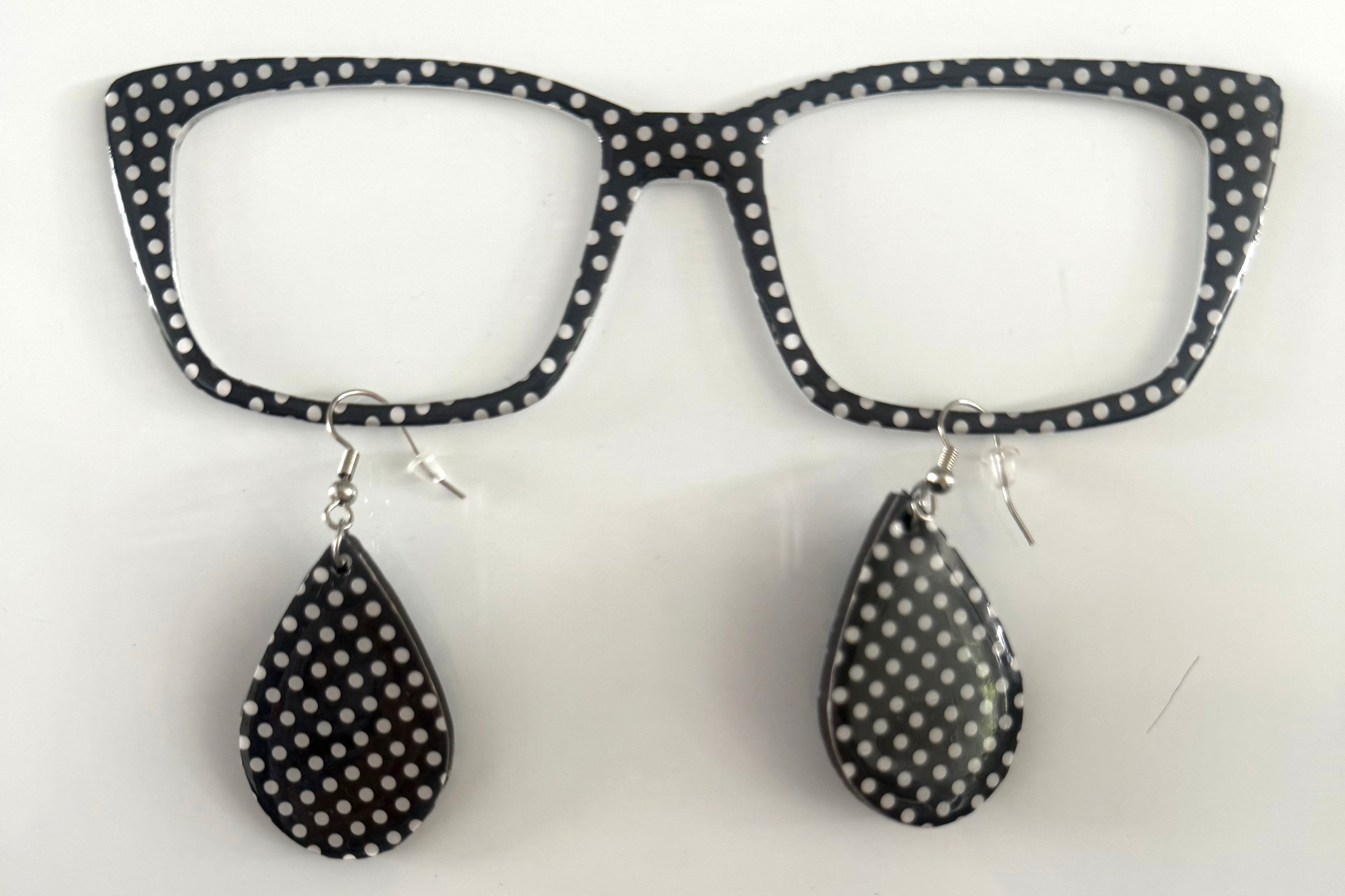 Kirby Topper; black and white polka dots with matching earrings