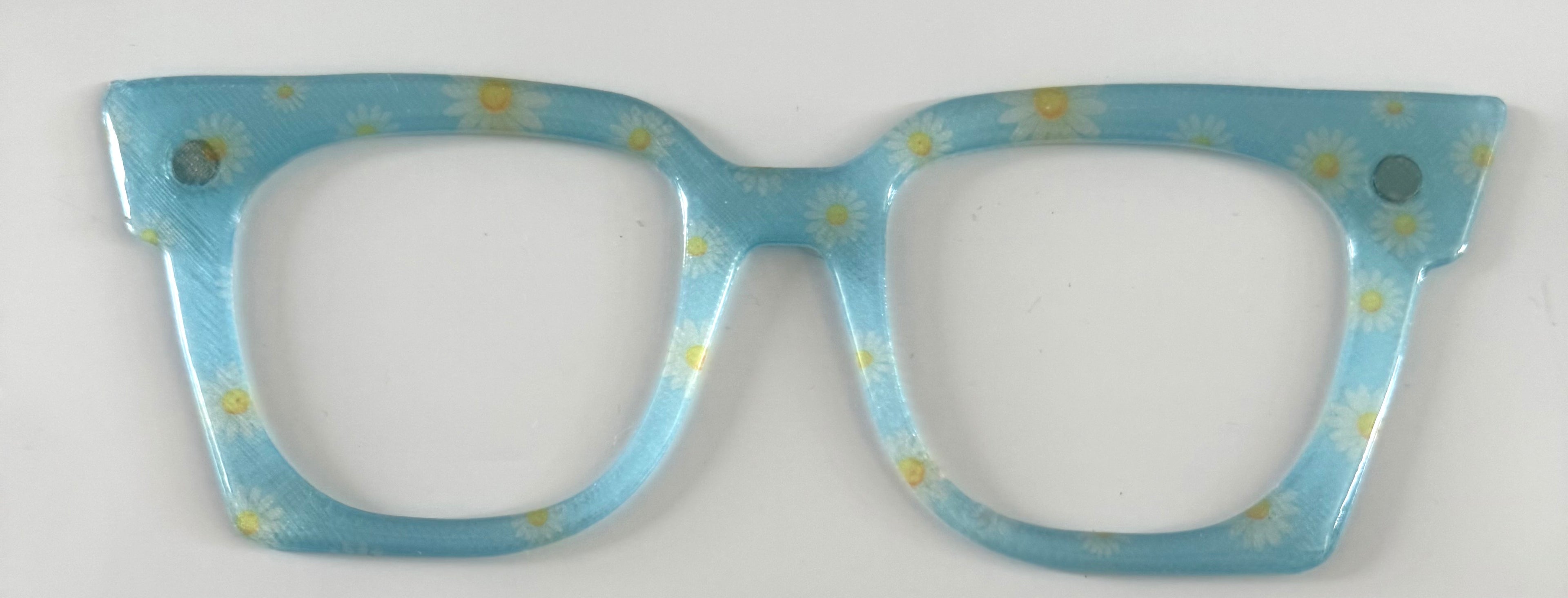 Murphy Case Topper; Busy Bee; daisies on light blue