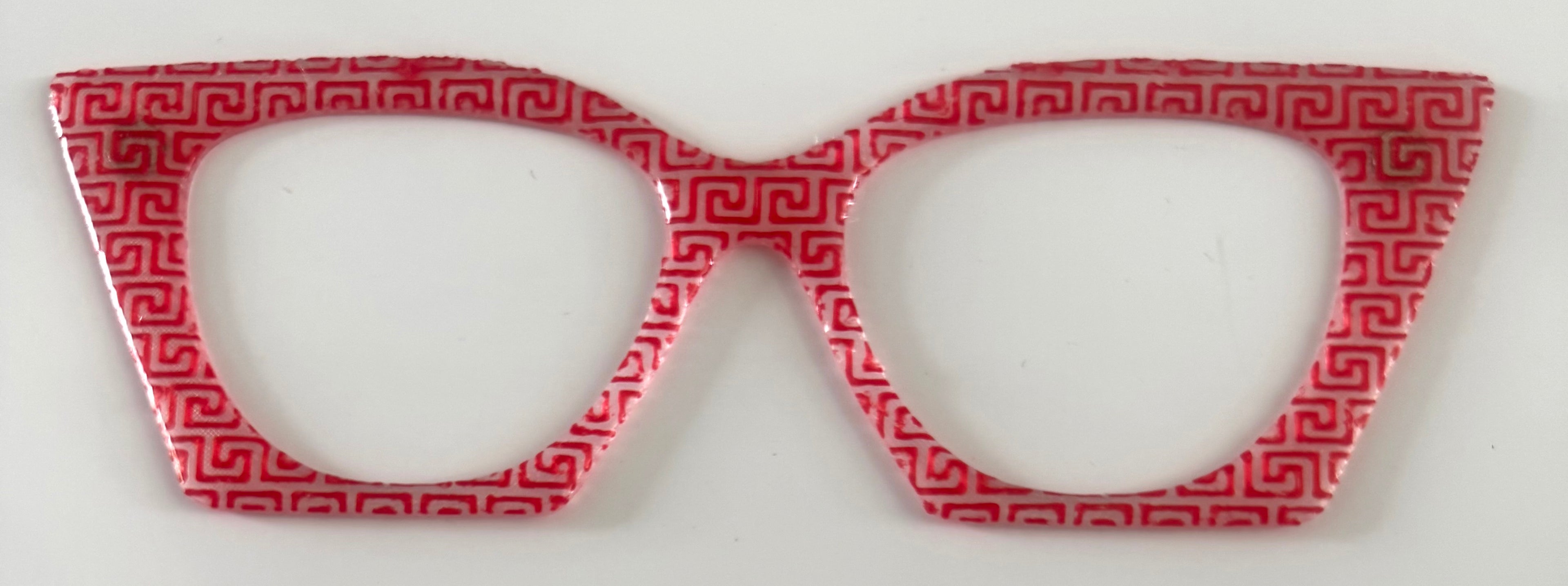 Quinn Topper; Busy Bee; hybrid; red geometric pattern