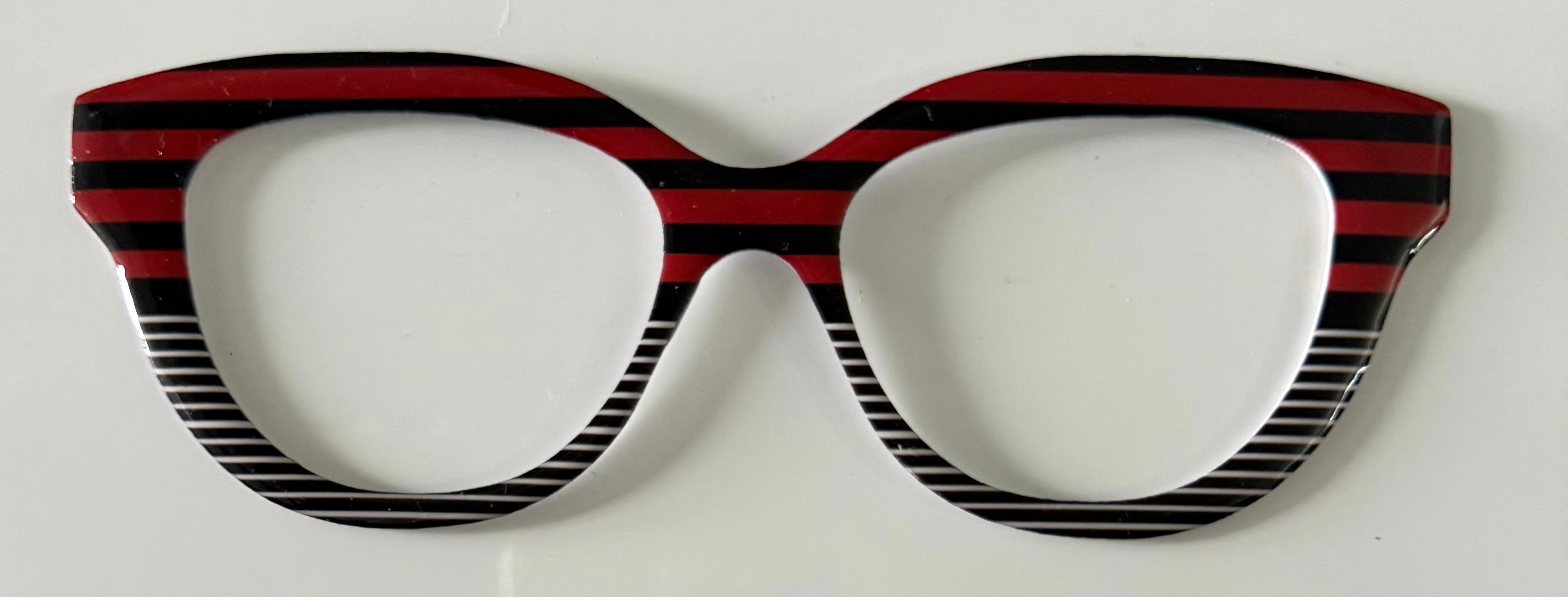 Quinn Topper; red and black stripes/thin black and white stripes