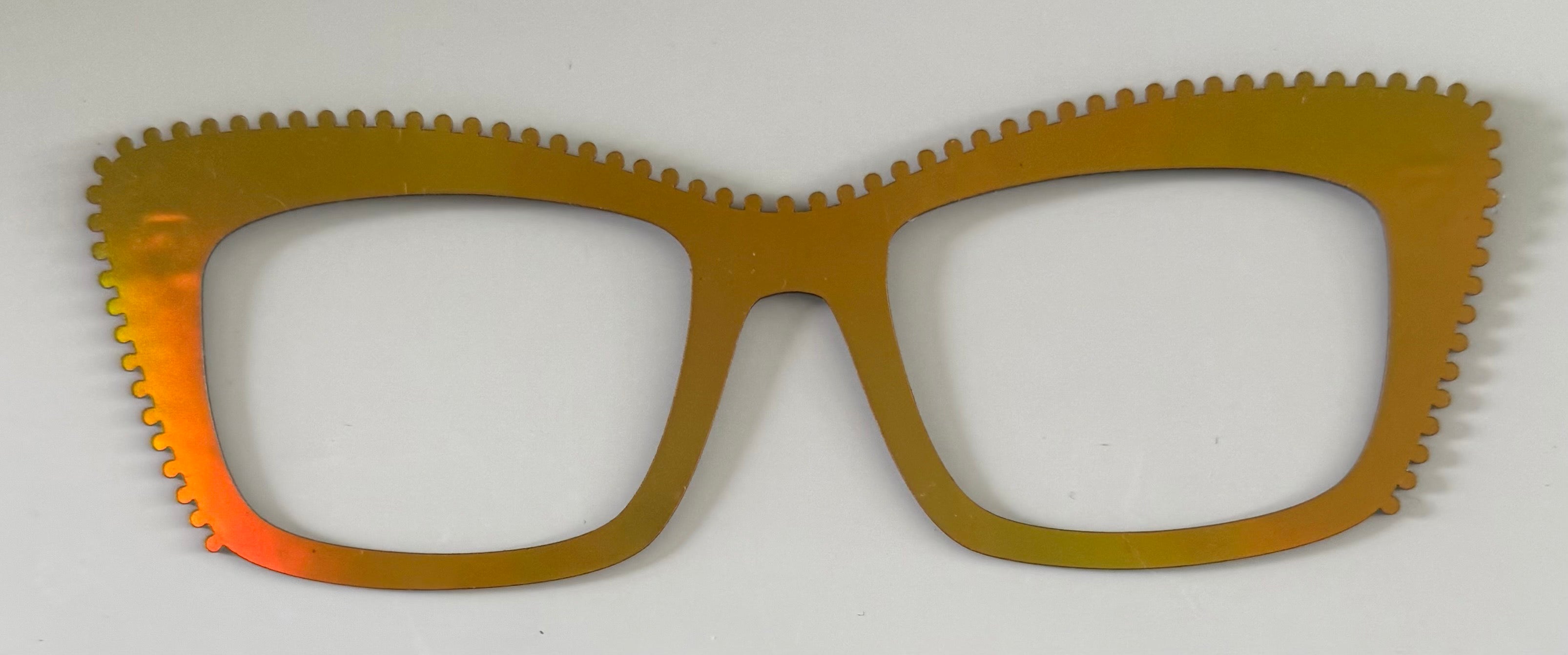 Kirby Topper; flexible; gold with crown on top and sides