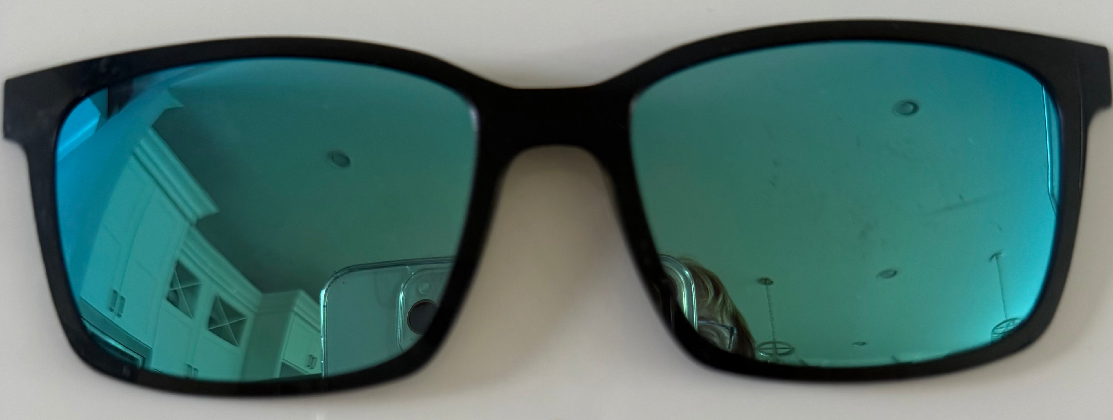PAIR Kirby Topper; polarized green reflective sun top