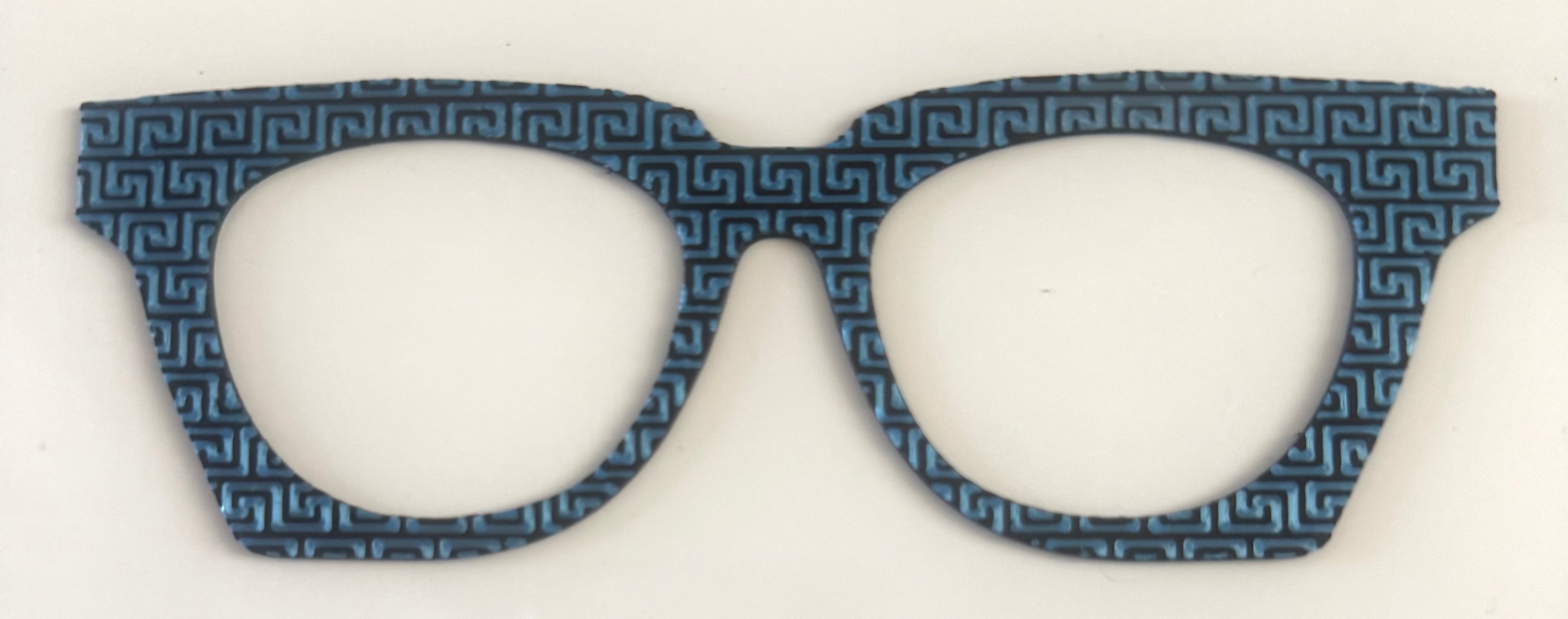 Wanda Case Topper; Busy Bee; blue geometric design