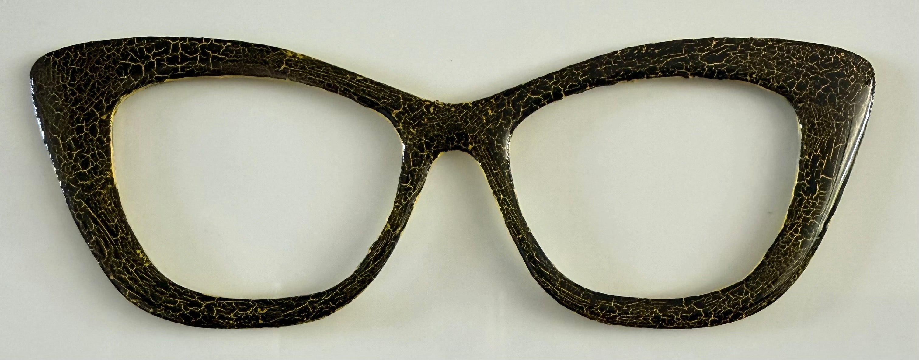 Wanda Topper; thick; black and gold crackle