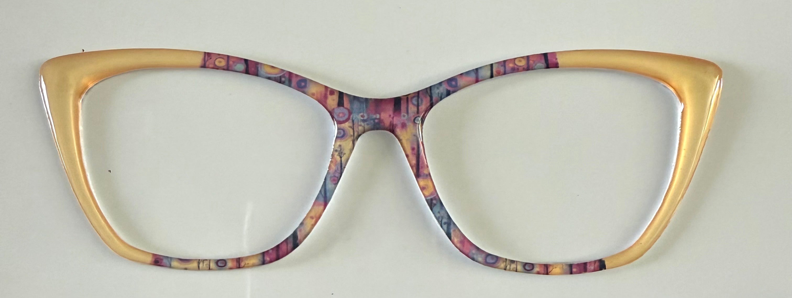 Wanda Topper; Framefetti; Klimt inspired design/ gold vertical split