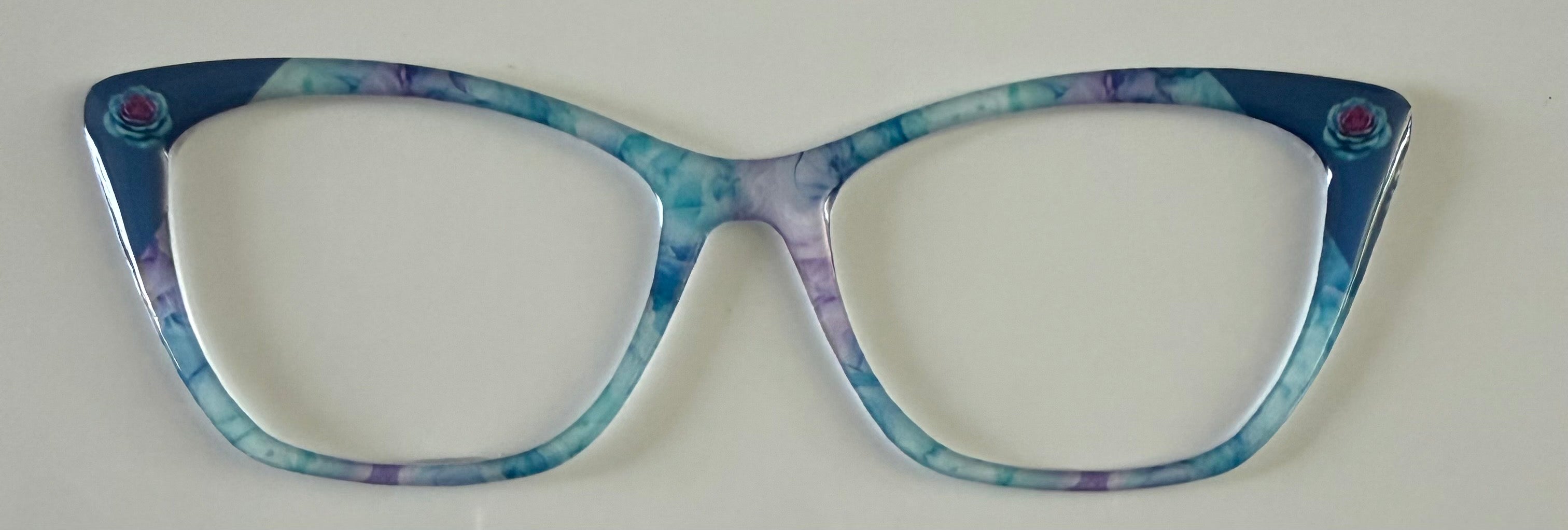 Wanda Topper; Framefetti; purple and blue smoke design