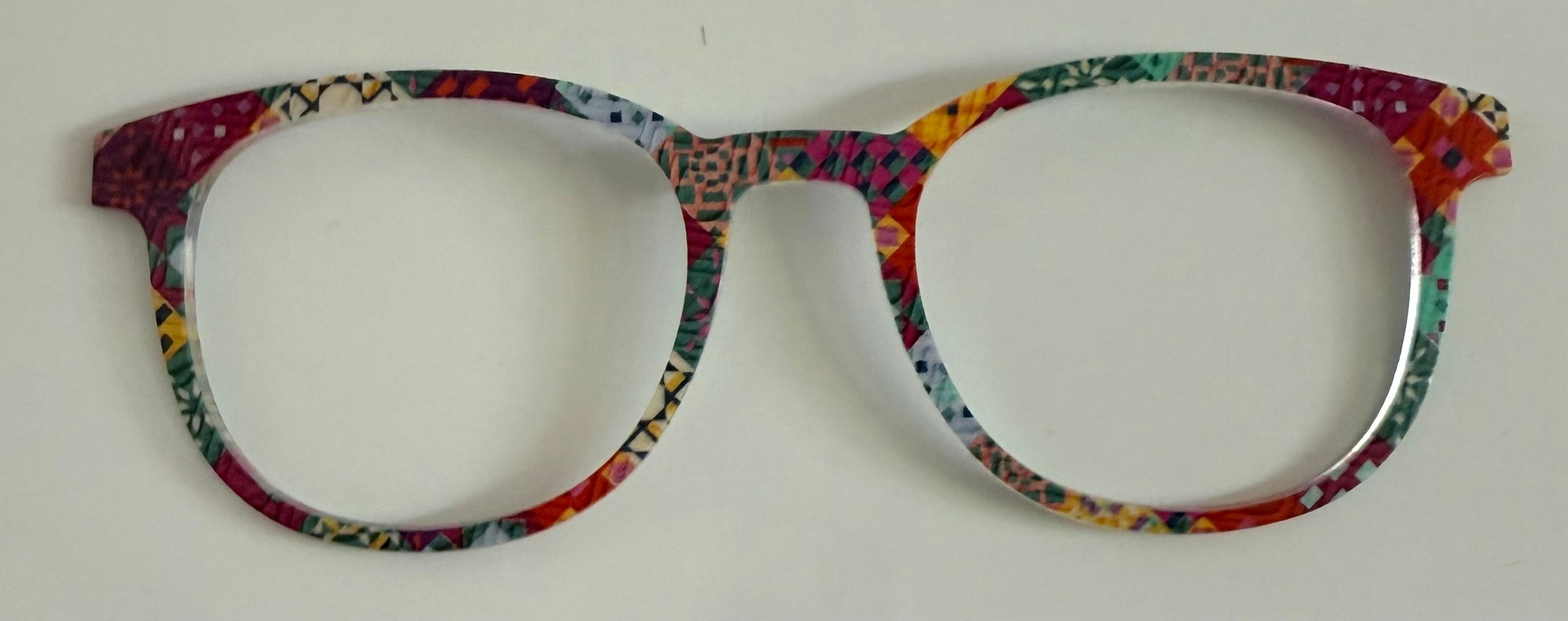 PAIR Reese Topper; vibrant quilt pattern