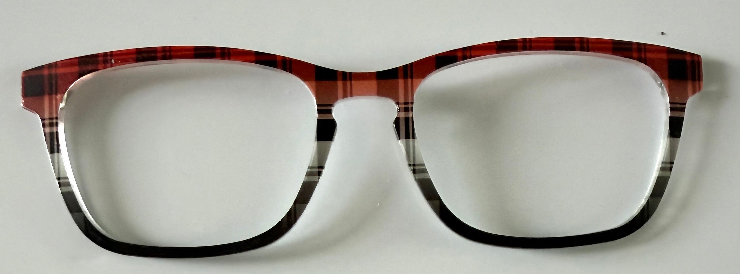 PAIR Casper Topper; red to black plaid fade
