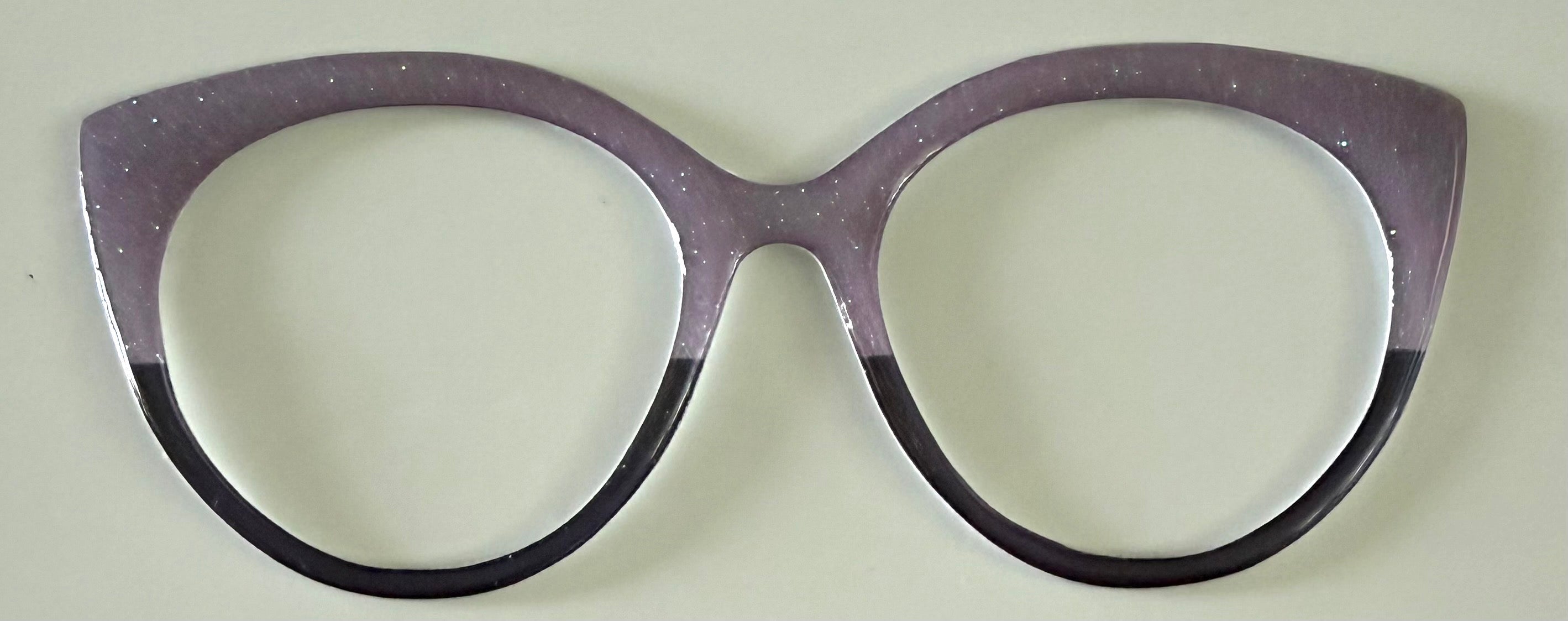 Zuri Topper; Shan’s Toppers and Pre-Cuts; purple glitter/black fade