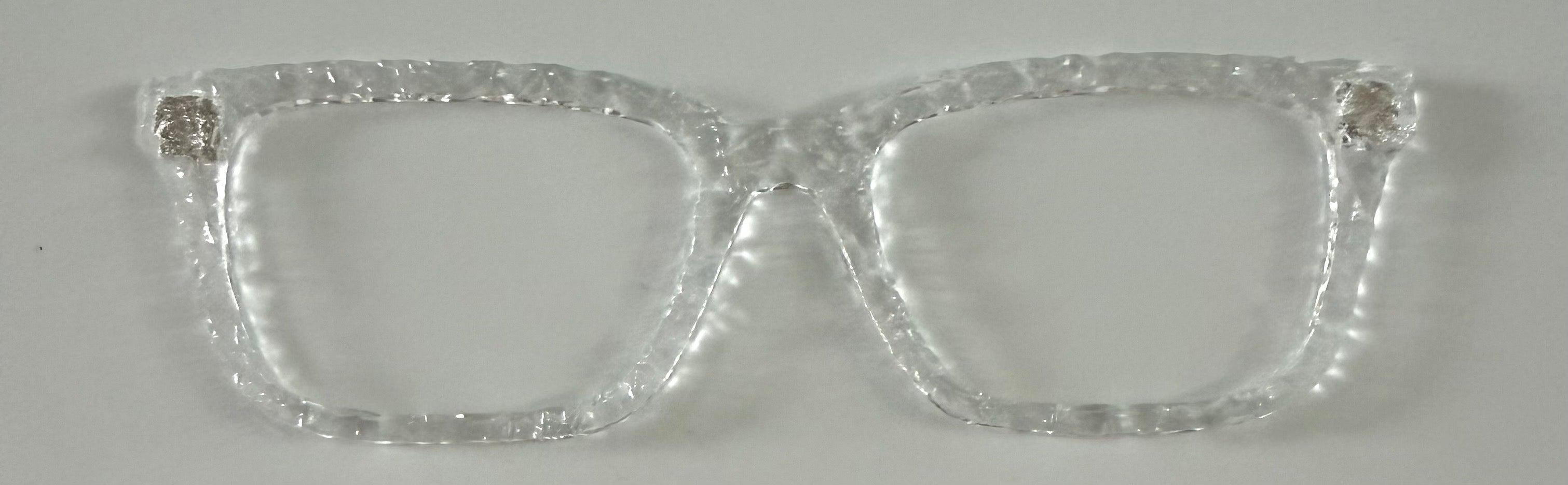 Larkin Topper; clear textured