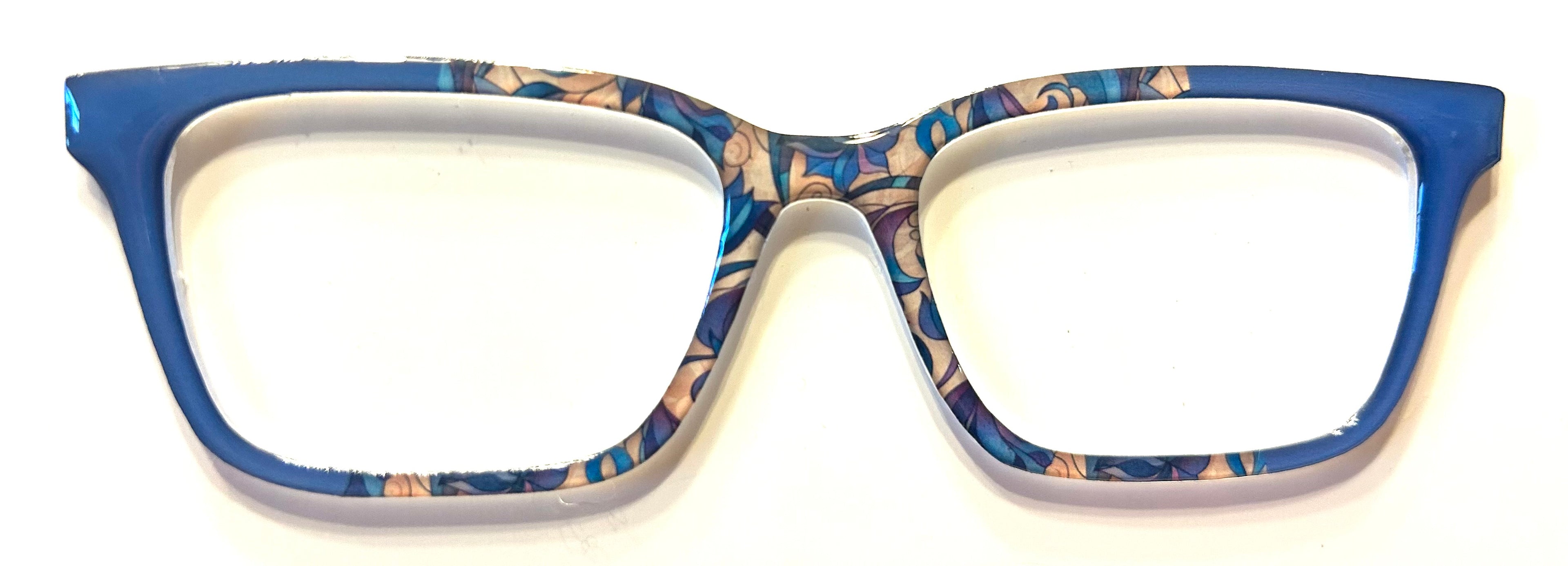 Larkin Topper; misc design pattern to vertical blue split