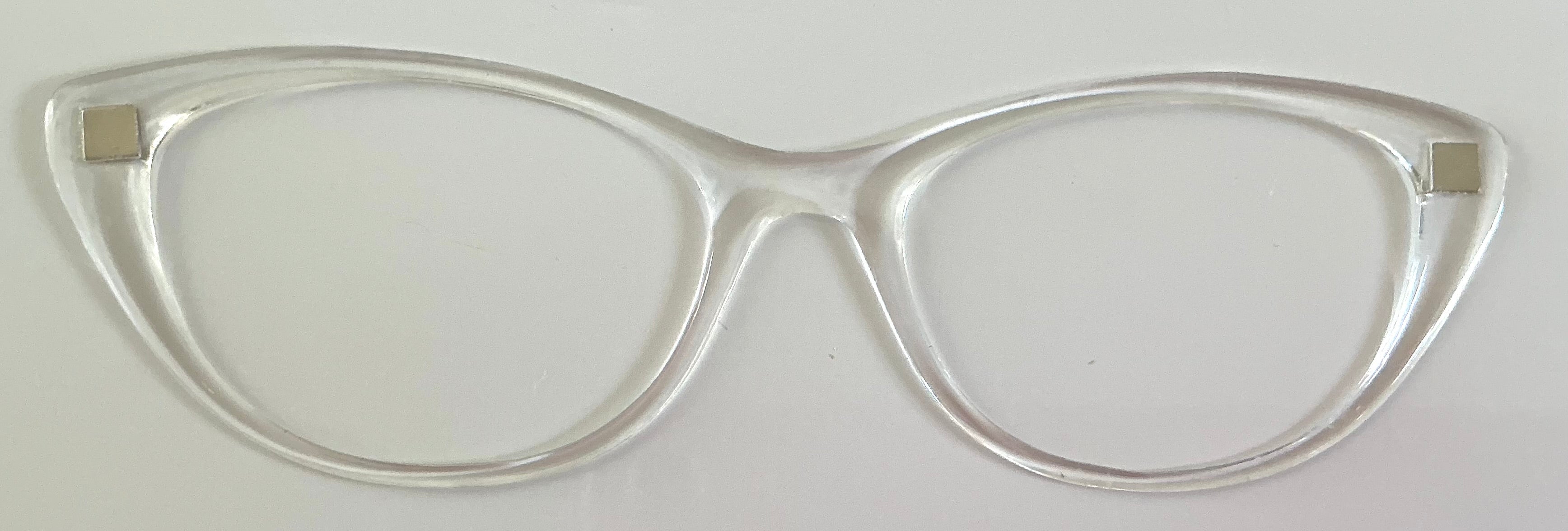 Ella Topper; clear