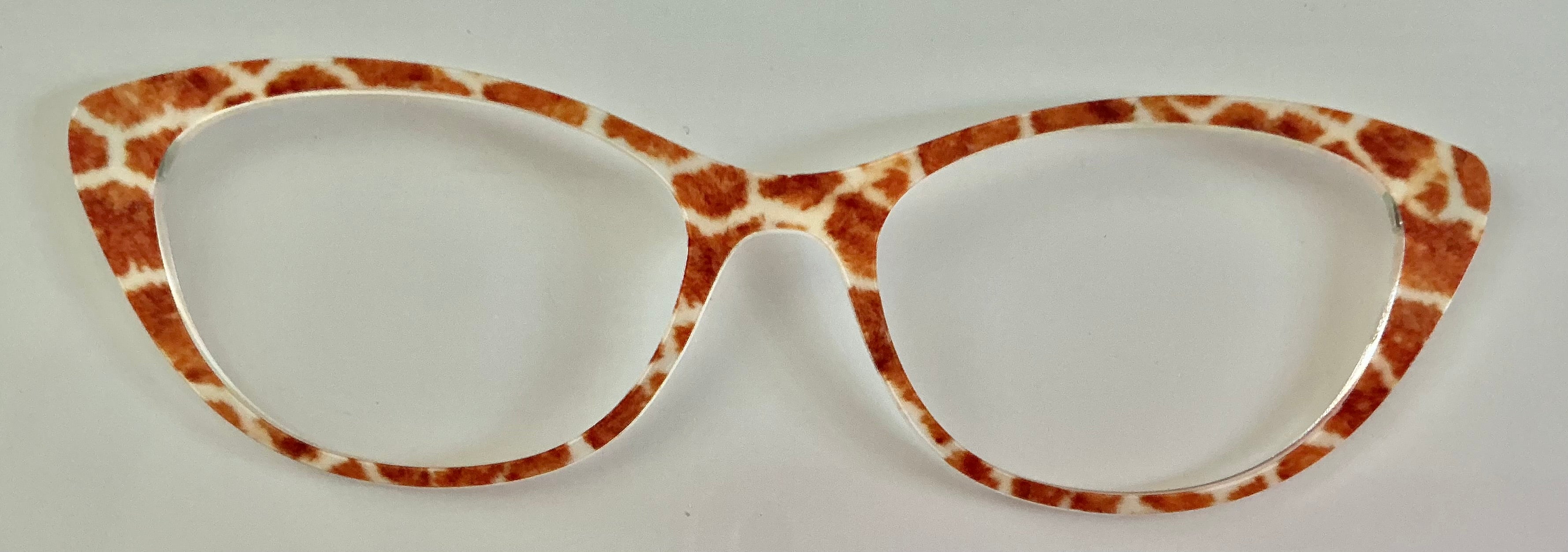PAIR Ella Topper; giraffe pattern