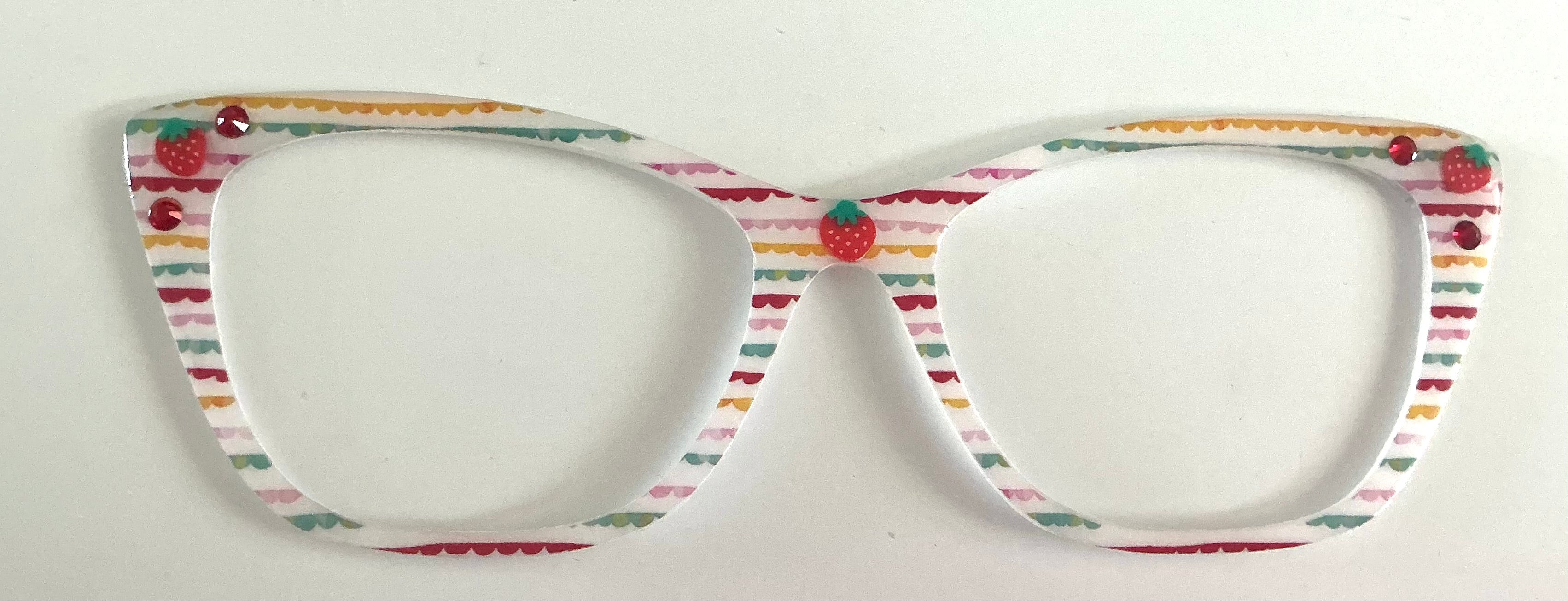 Wanda Topper; white striped strawberries