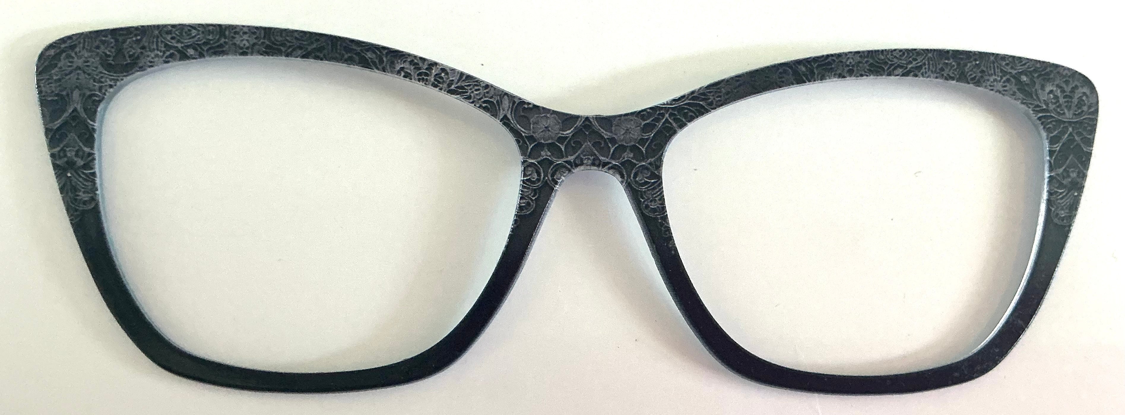 Wanda Topper; gray geometric pattern ti black fade