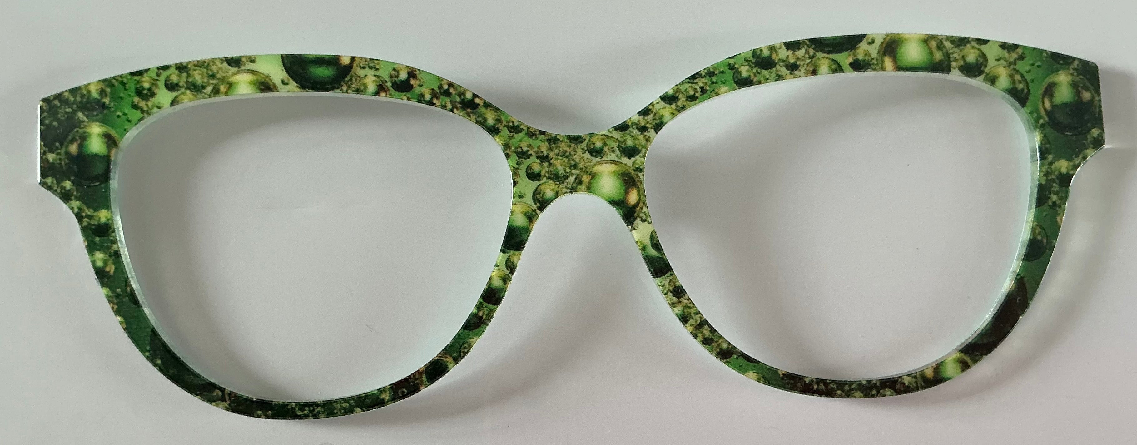 PAIR Quinn Topper; green water bubbles