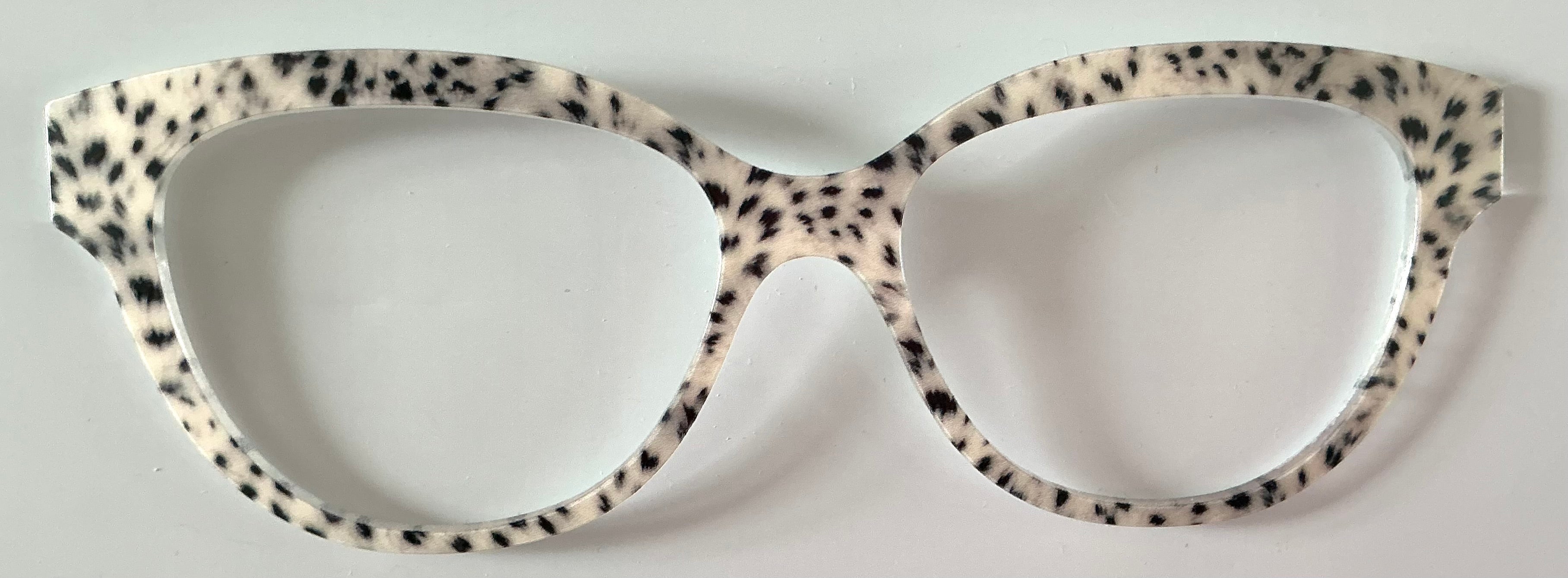 PAIR Quinn Topper; black and white spotted fur