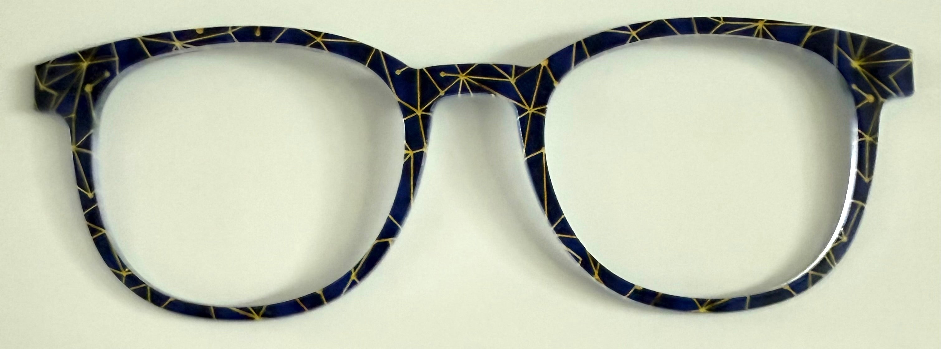 PAIR Reese Topper; gold lined design on navy