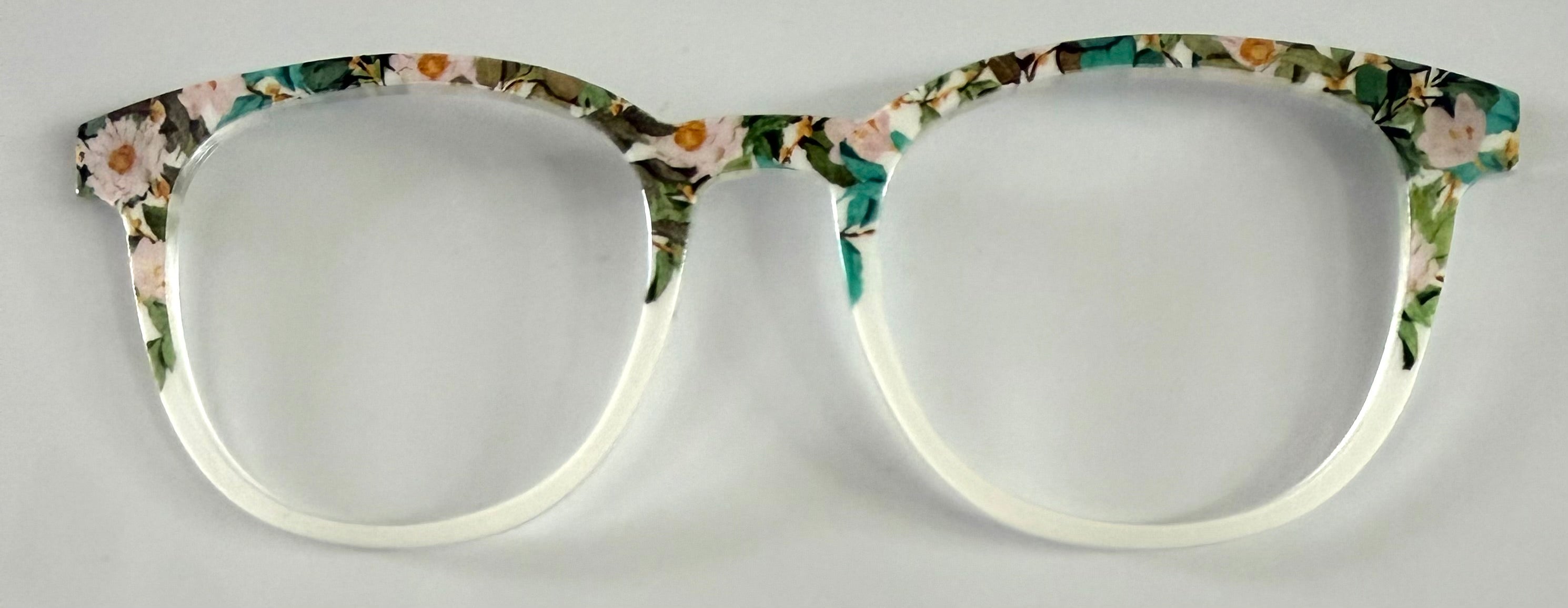 PAIR Reese Topper; flowers on branches to white fade