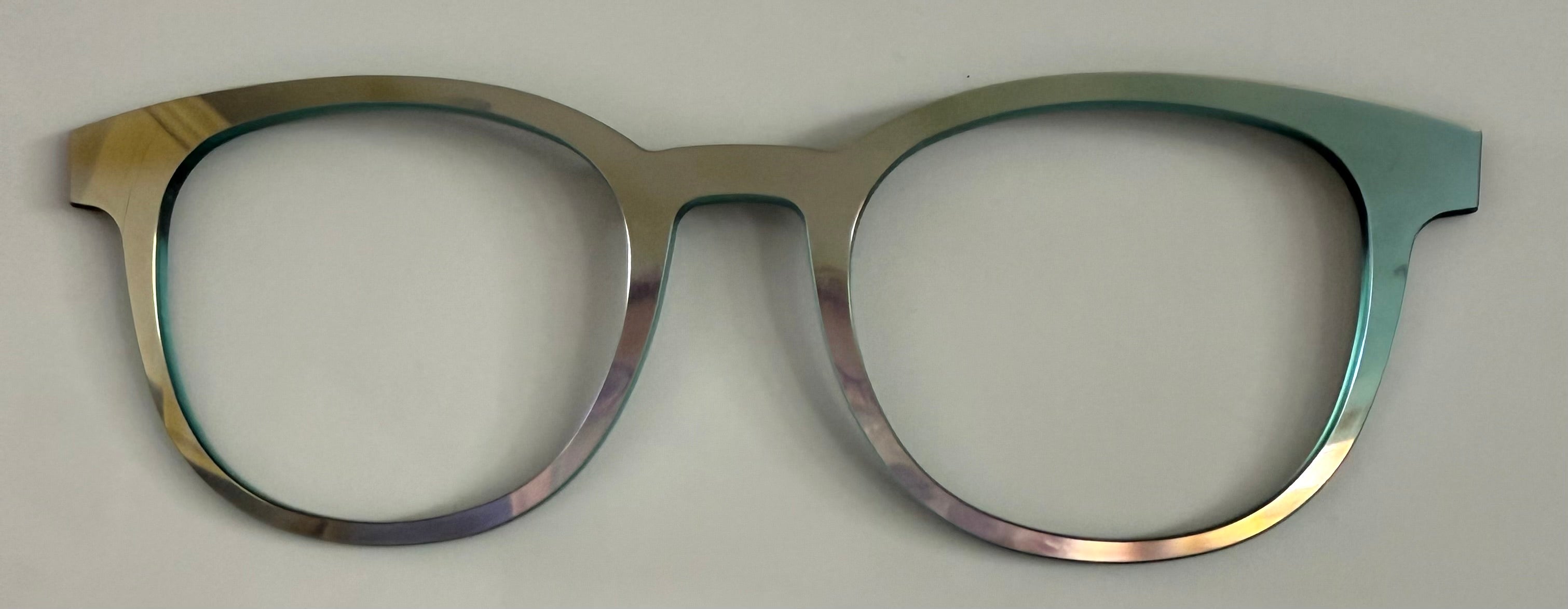 PAIR Premium Reese Topper; the iridescent