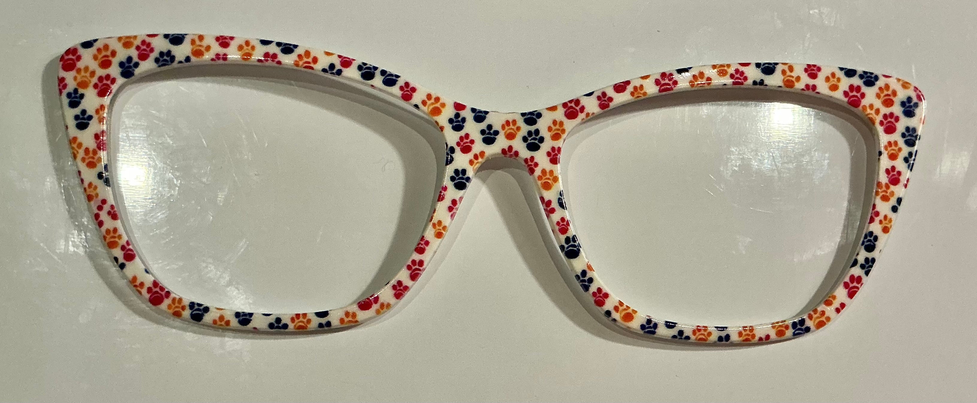 Wanda Topper; cat paws