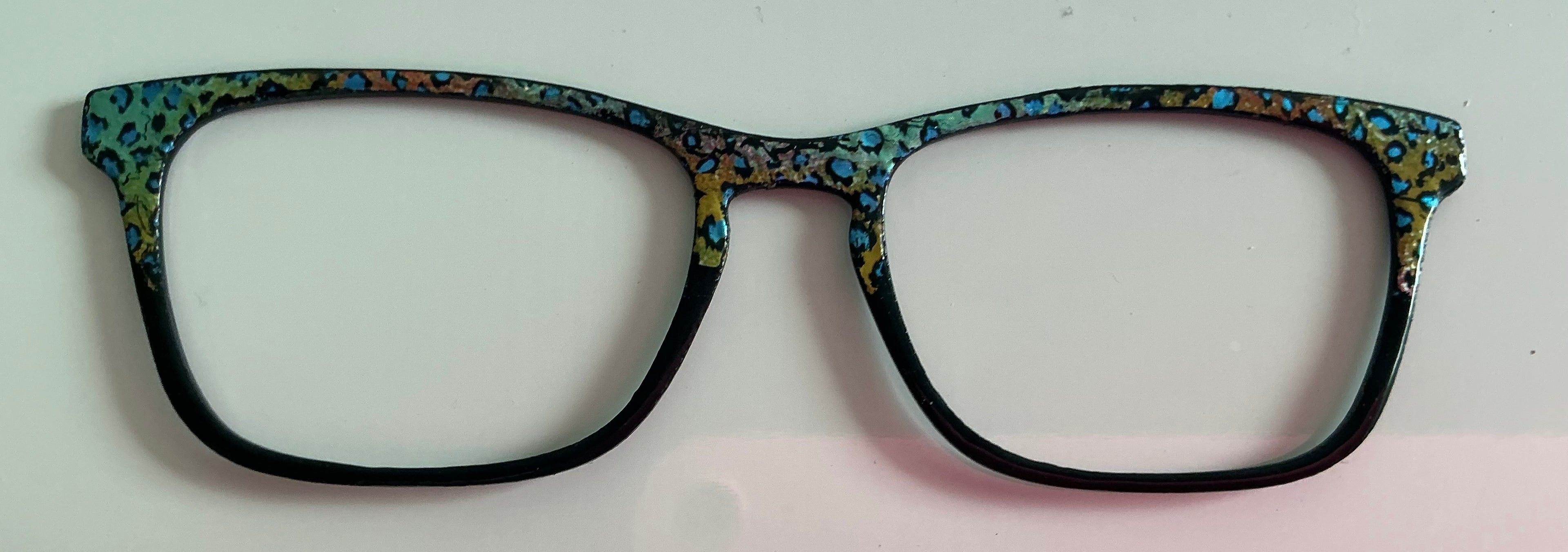 Casper Topper, multicolored animal print on black split